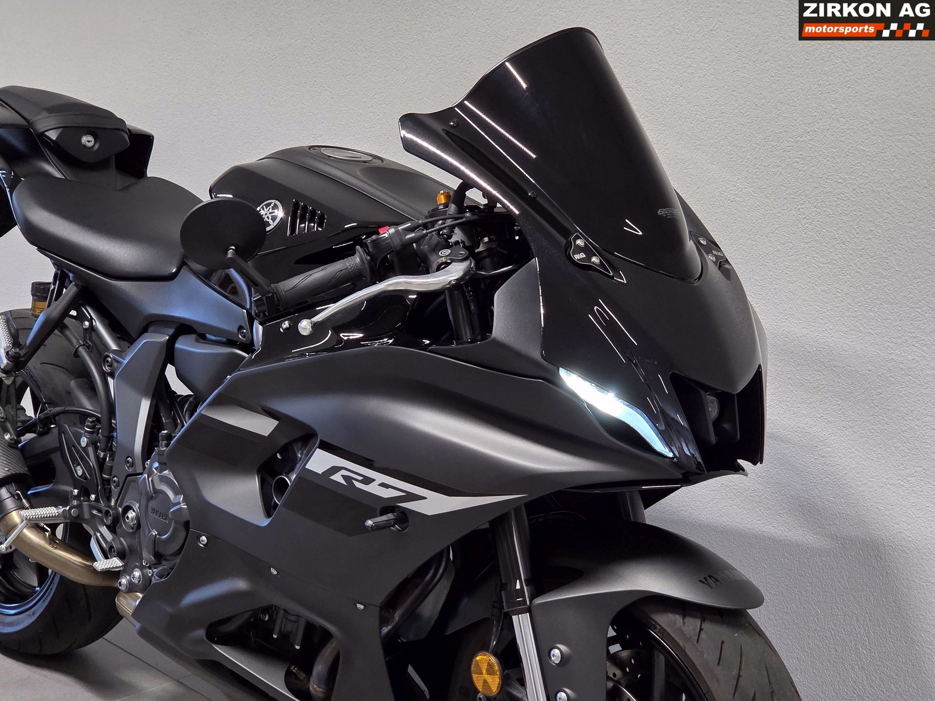 YAMAHA YZF-R7 (35kW)-image-3