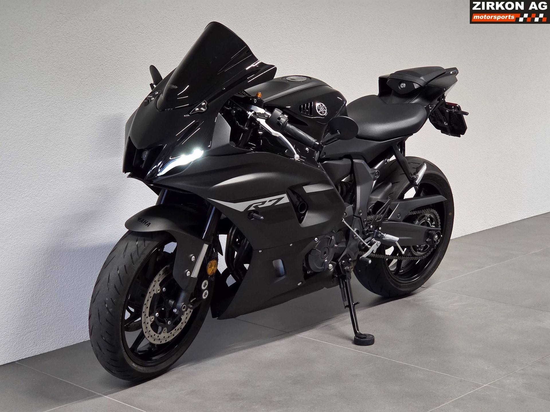 YAMAHA YZF-R7 (35kW)-image-8