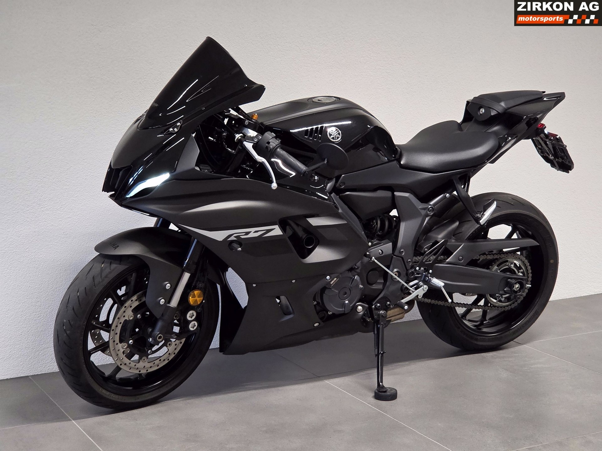 YAMAHA YZF-R7 (35kW)-image-9
