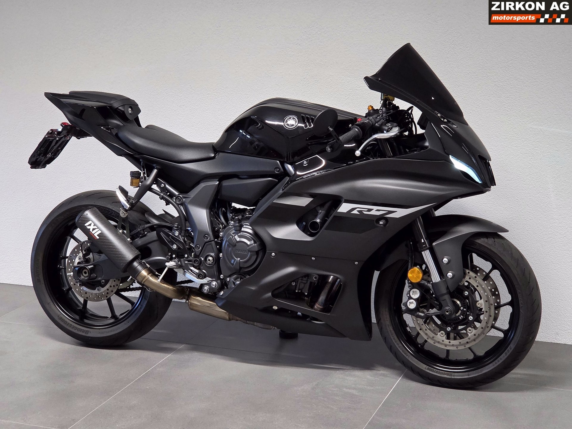 YAMAHA YZF-R7 (35kW)-image-1