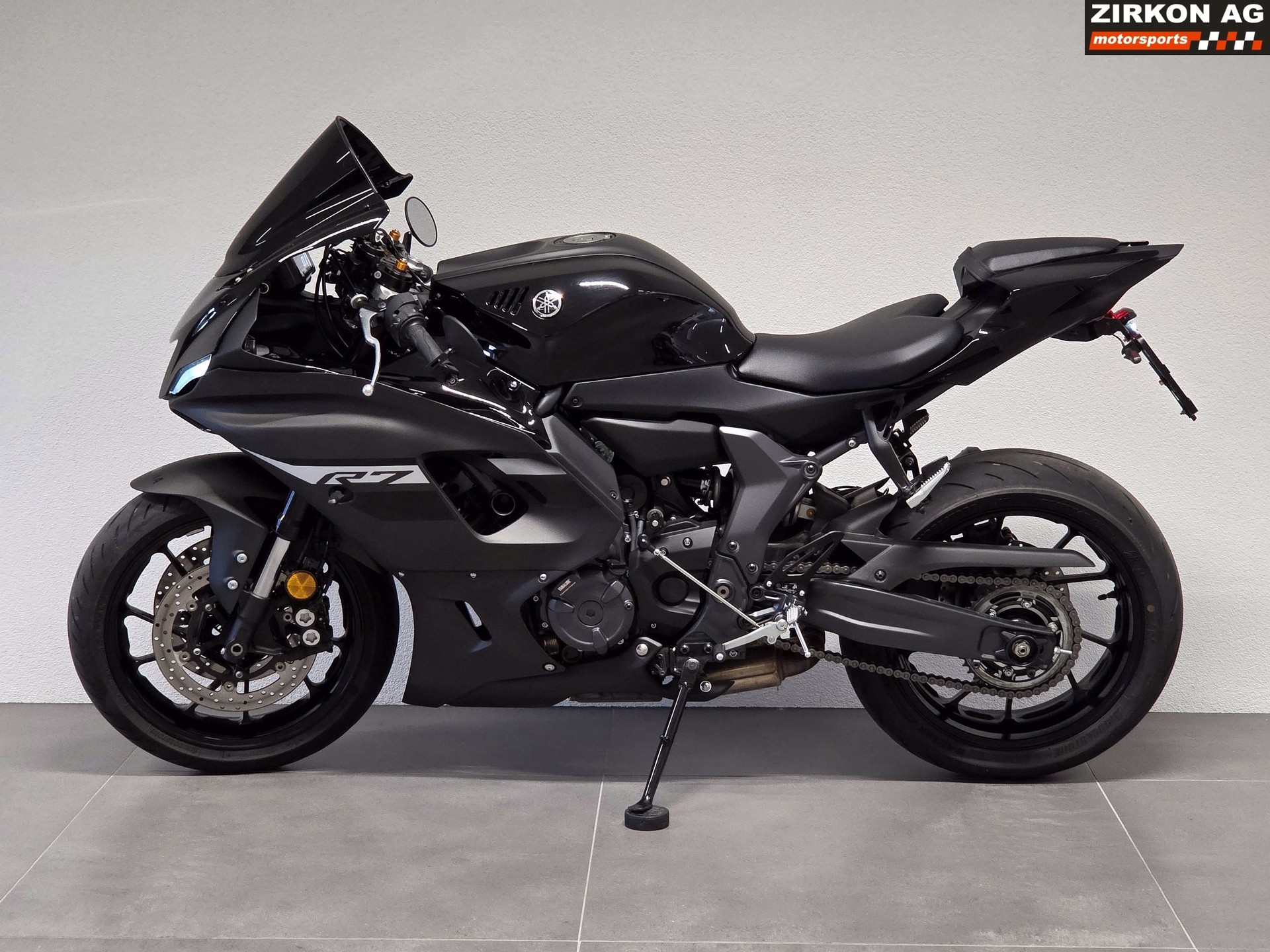 YAMAHA YZF-R7 (35kW)-image-10
