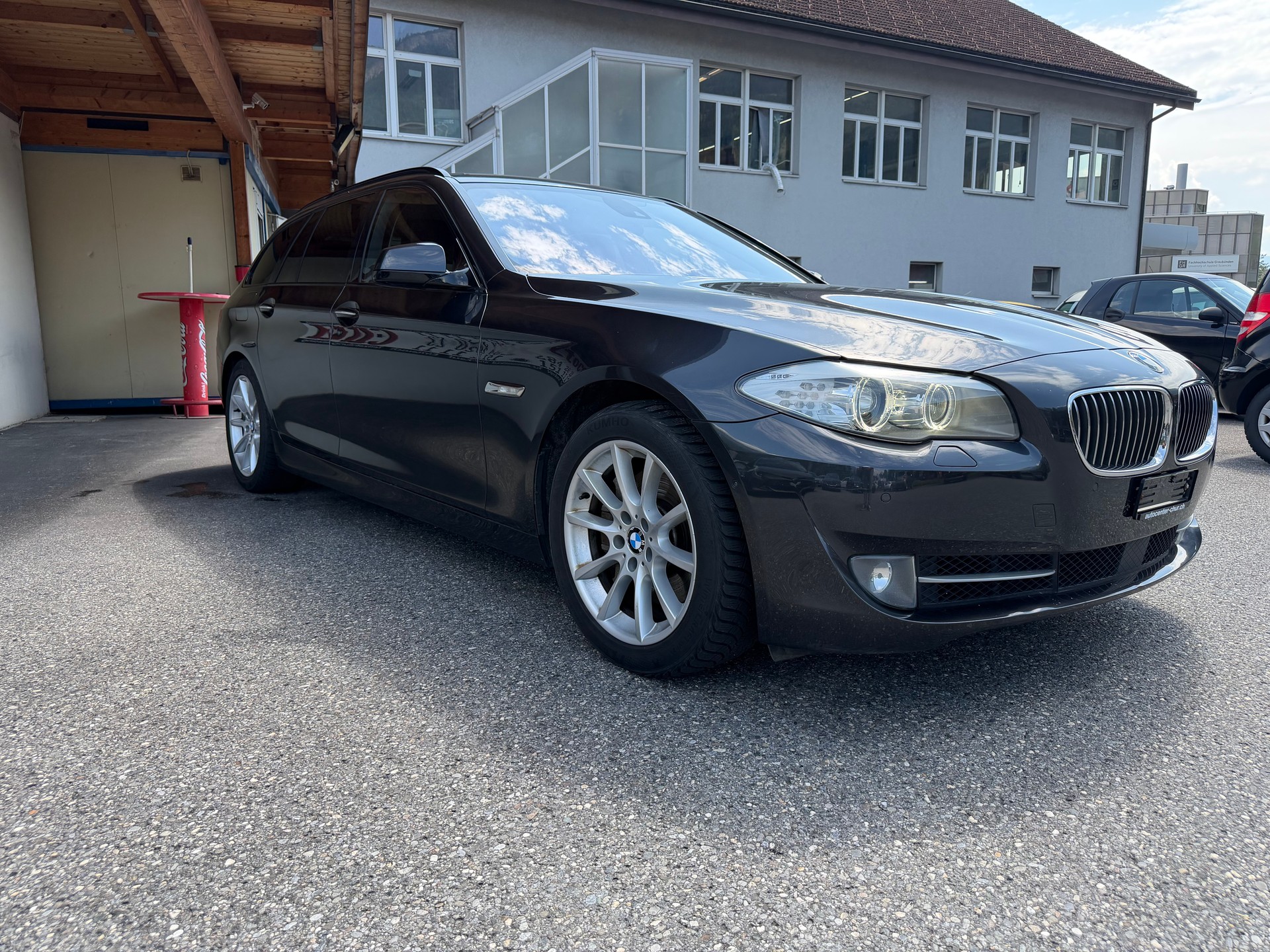 BMW 535d xDrive Touring Steptronic-showroom-element-1