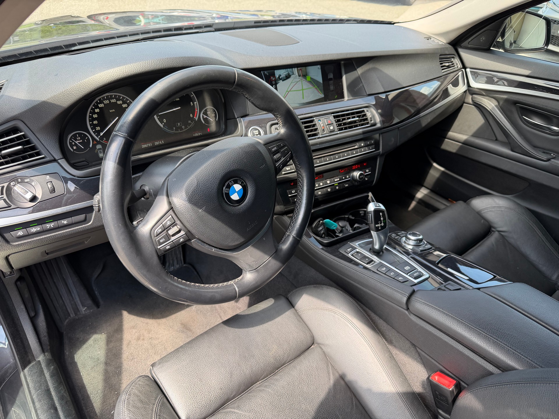 BMW 535d xDrive Touring Steptronic-image-10