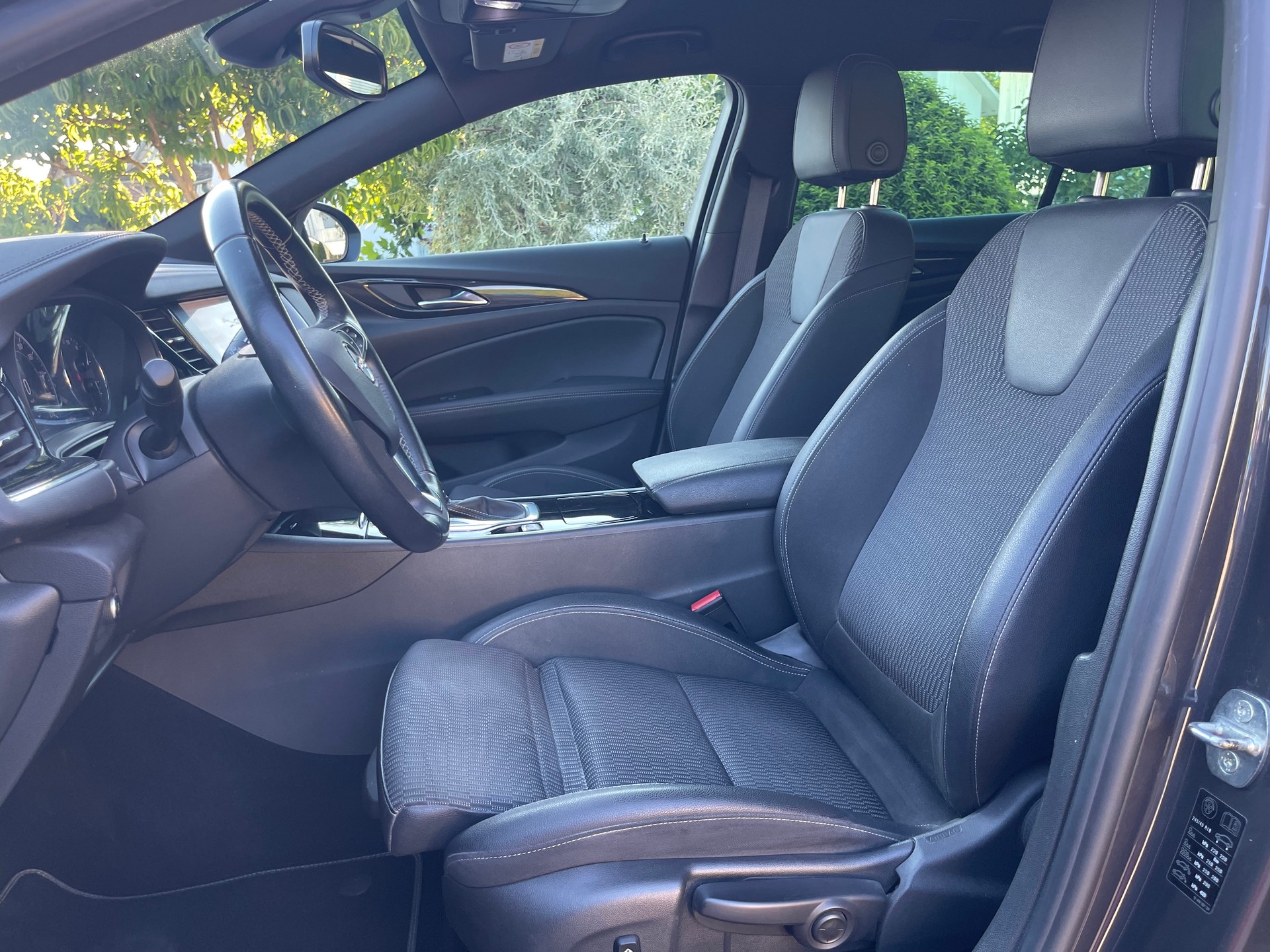 OPEL Insignia 2.0 CDTI Sports Tourer Ultimate Automatic-image-7