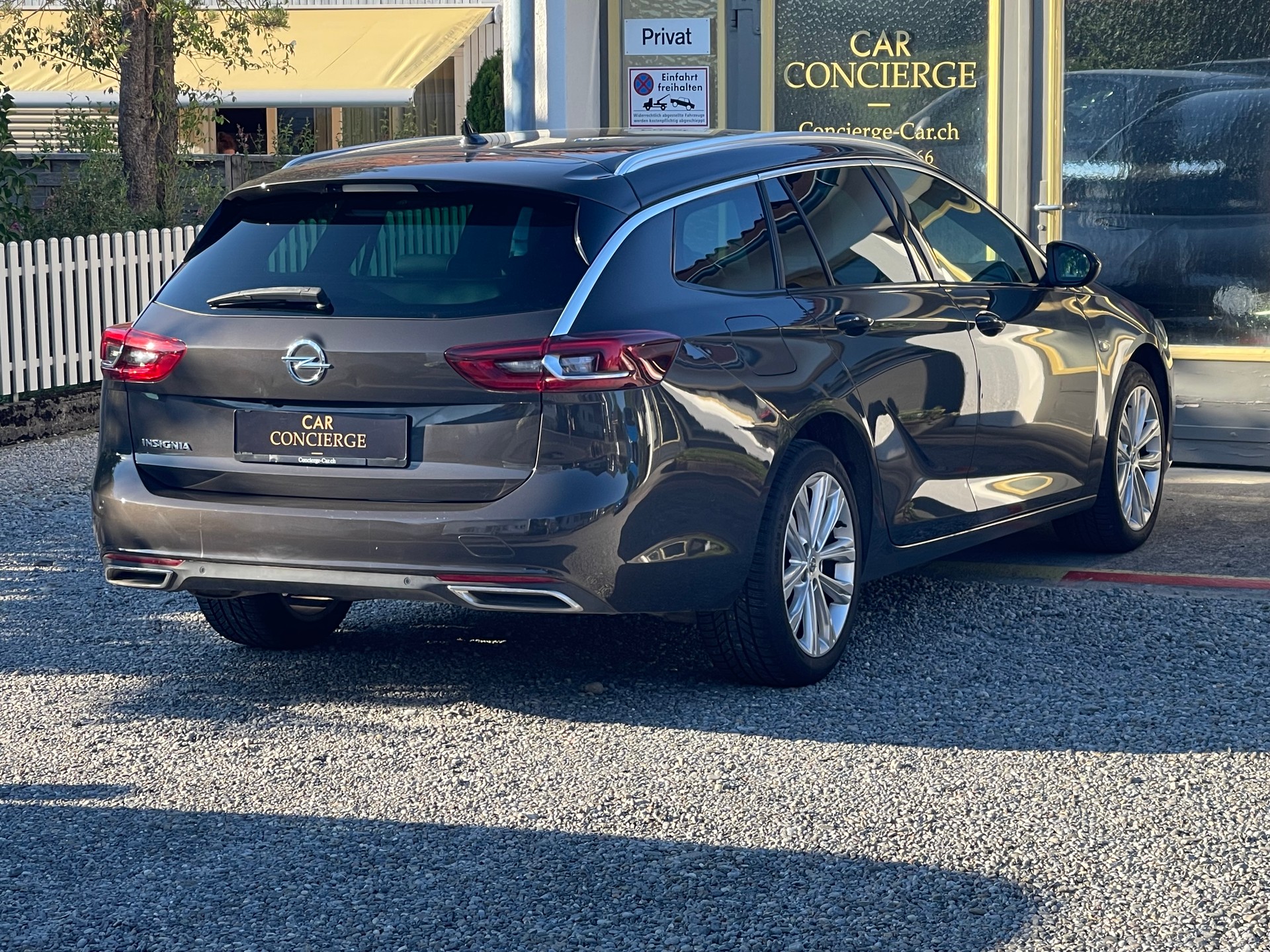 OPEL Insignia 2.0 CDTI Sports Tourer Ultimate Automatic-image-4