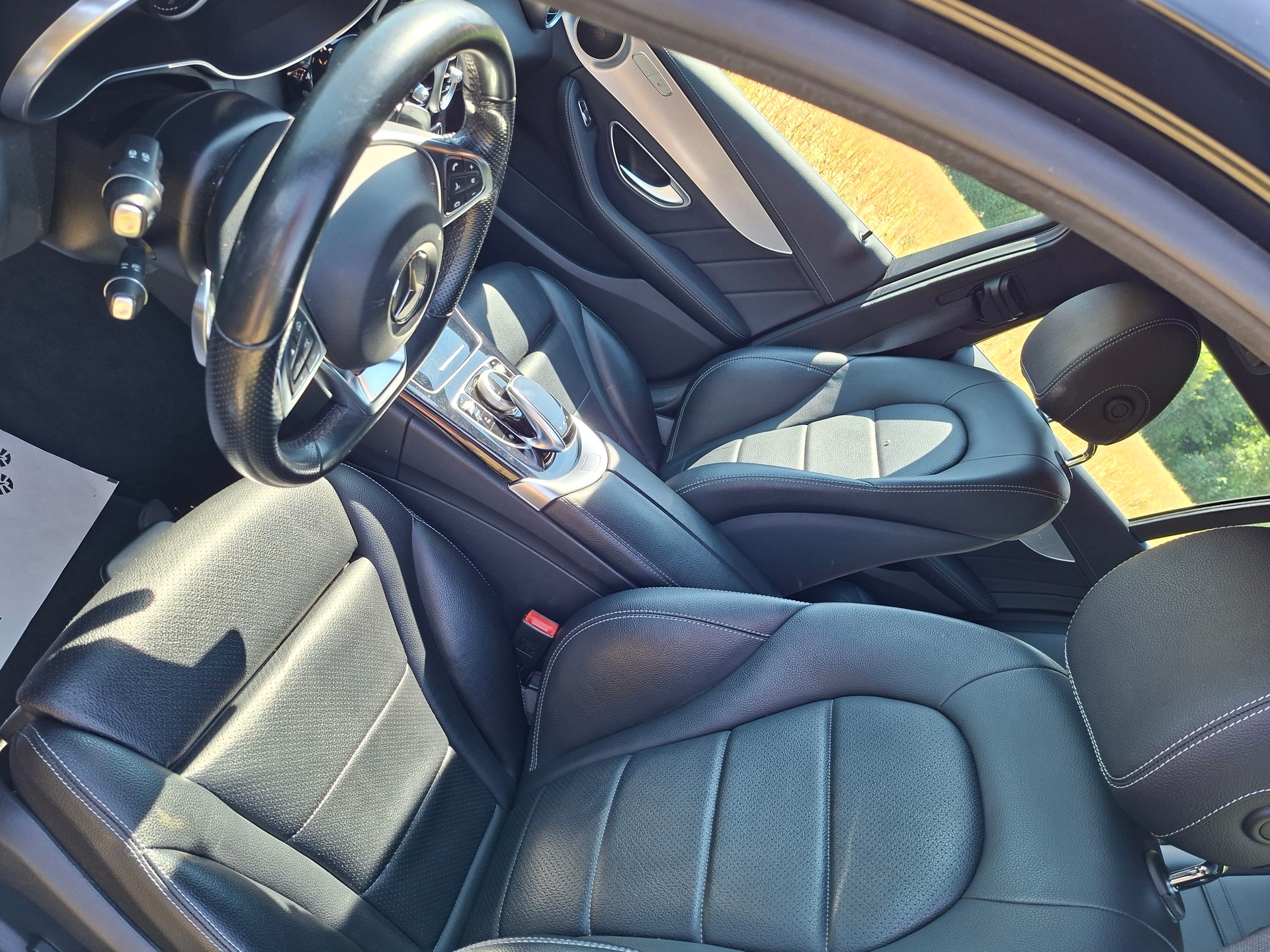 MERCEDES-BENZ C 200 AMG Line 7G-Tronic-image-9