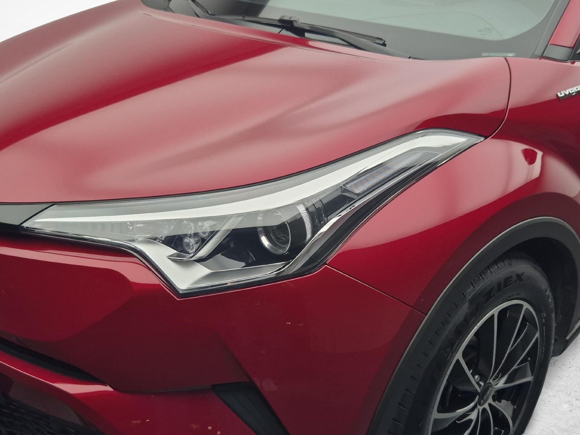 TOYOTA C-HR 1.8 VVTi HSD Comfort-image-16