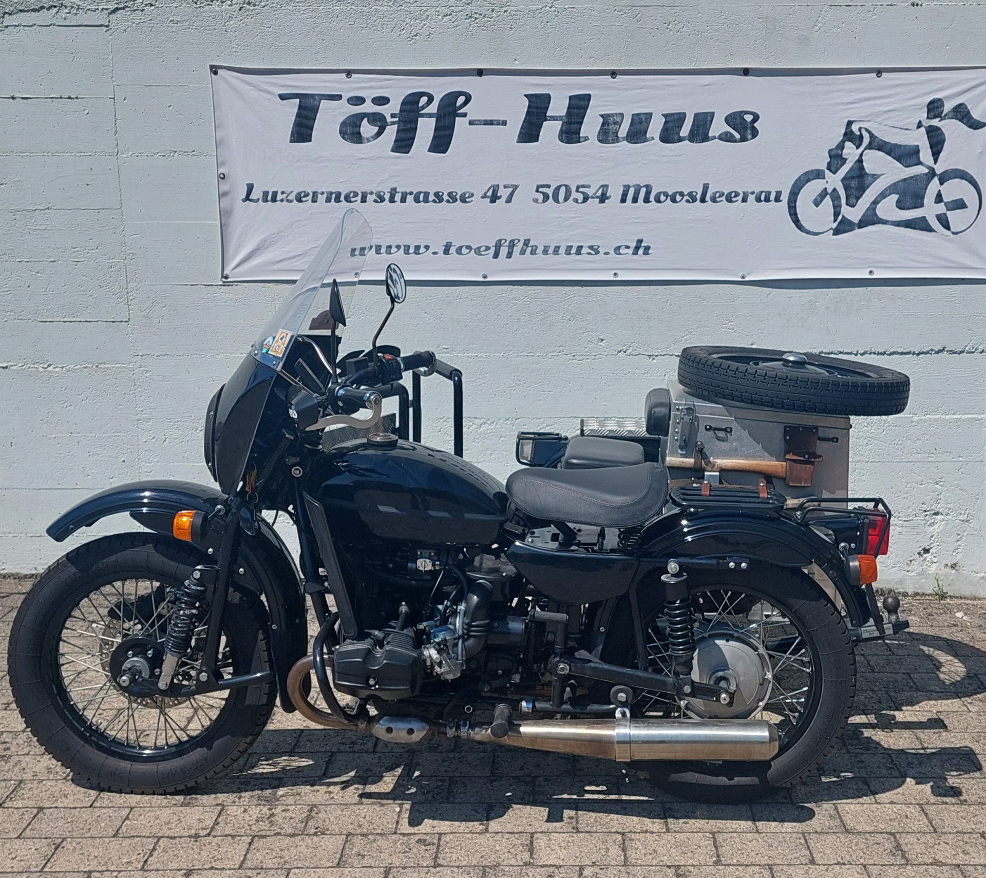 URAL M75 Tourist Gespann-image-1