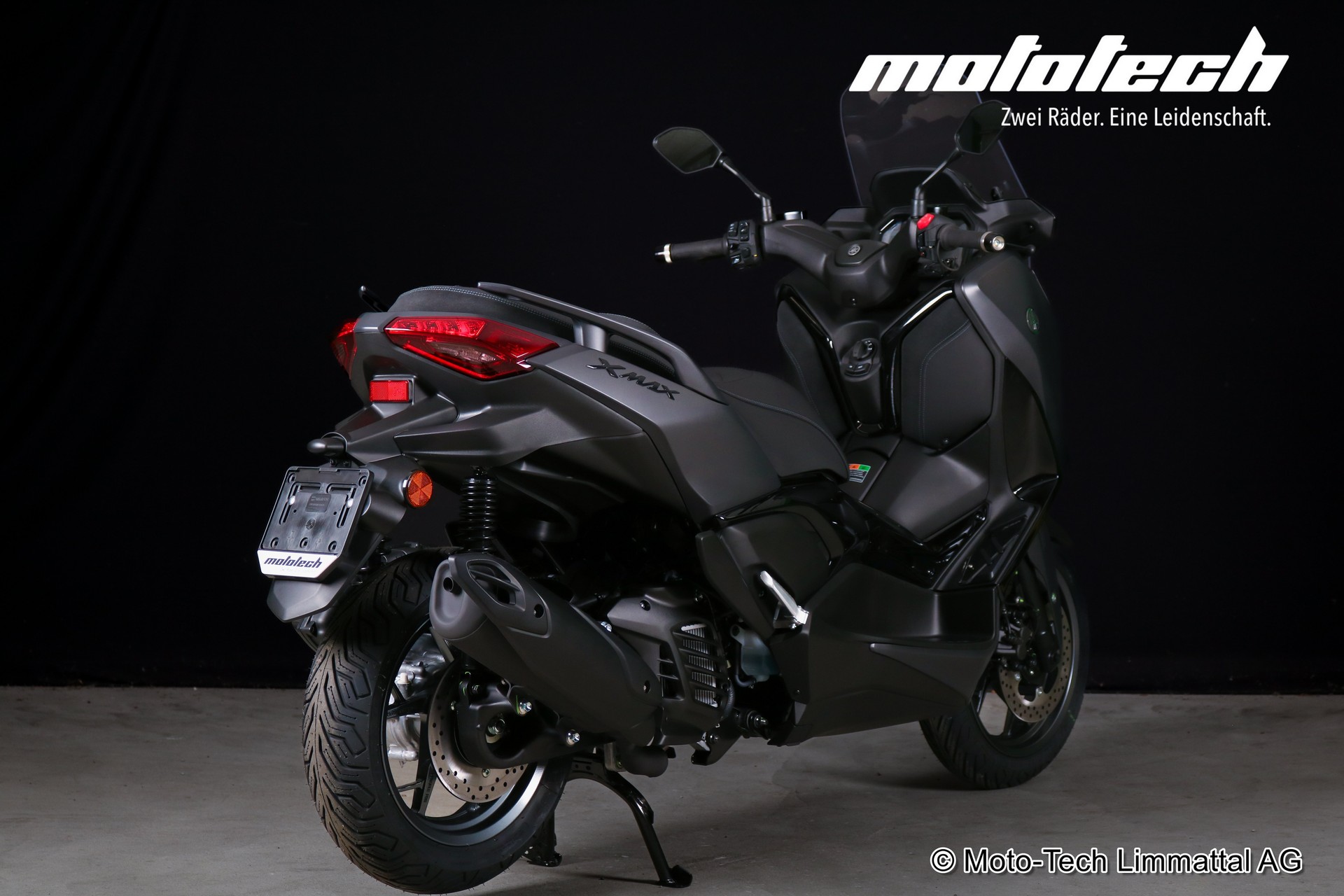 YAMAHA X-Max 300 Tech Max+-image-2