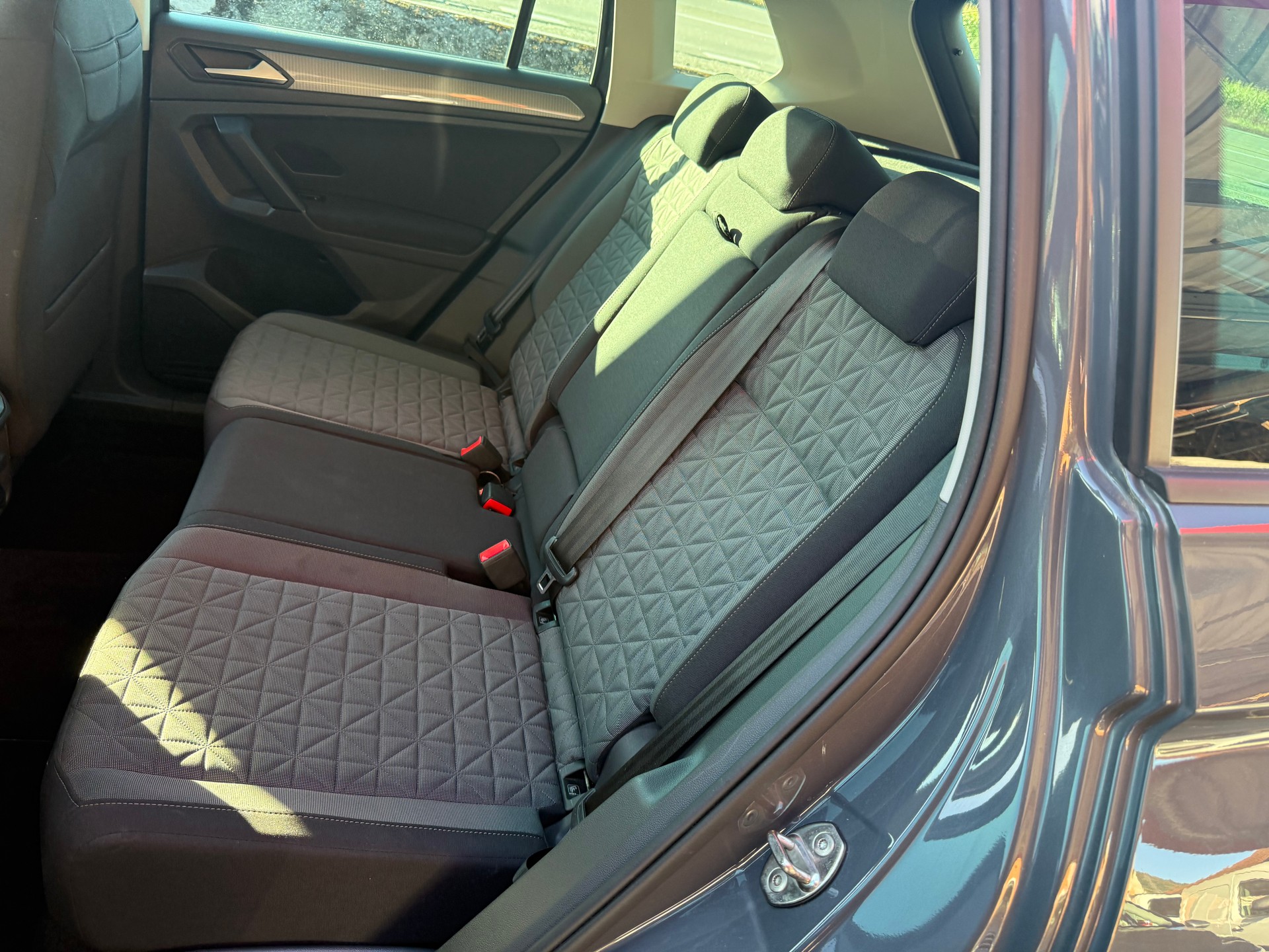 VW Tiguan 2.0 TDI SCR Life 4Motion DSG 4x4-image-6