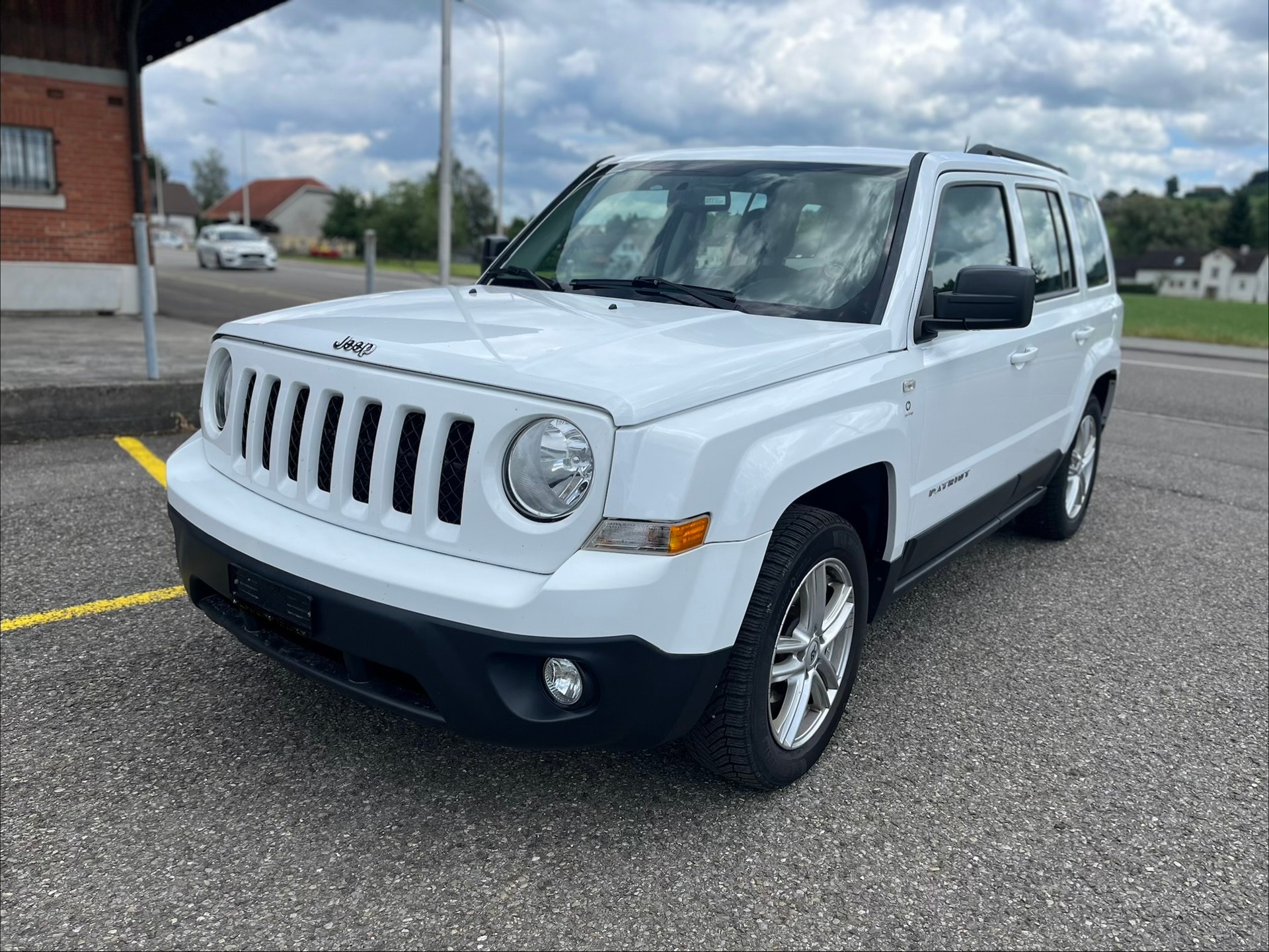 JEEP Benzin frisch MFK und frisch Servic Handschaltung