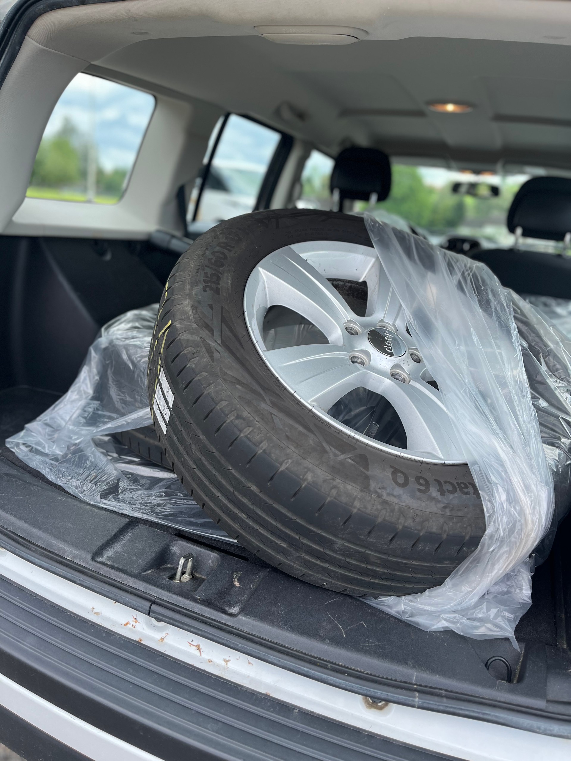 JEEP Benzin frisch MFK und frisch Servic Handschaltung-image-9