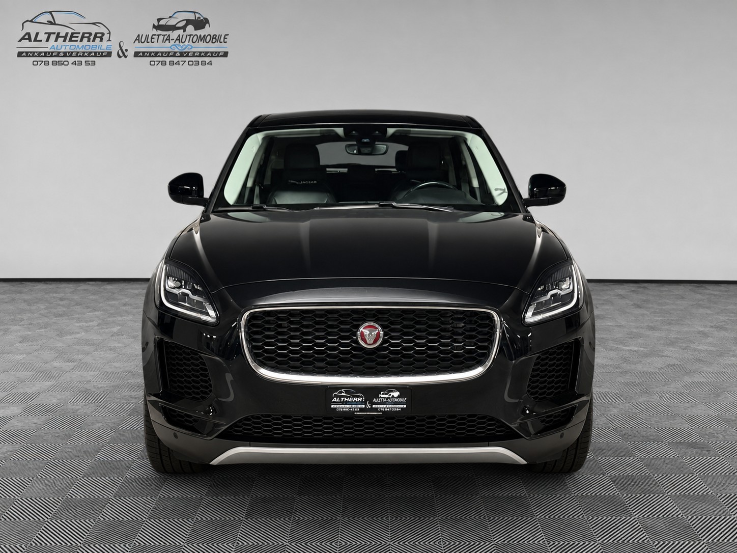 JAGUAR E-Pace 2.0d D240 S AWD Automatik-showroom-element-3