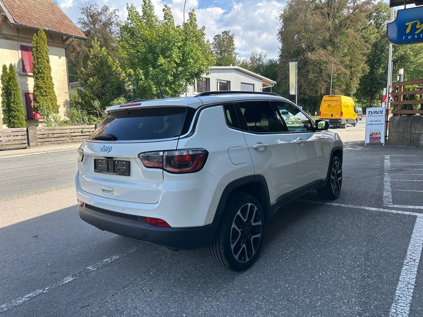 JEEP Compass 2.0CRD Limited AWD 9ATX-showroom-element-2