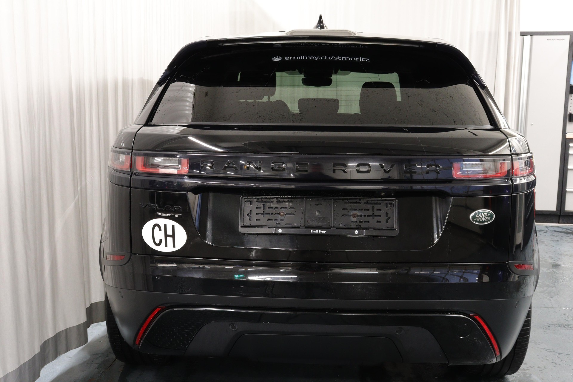 LAND ROVER Range Rover Velar 2.0 T S-image-13
