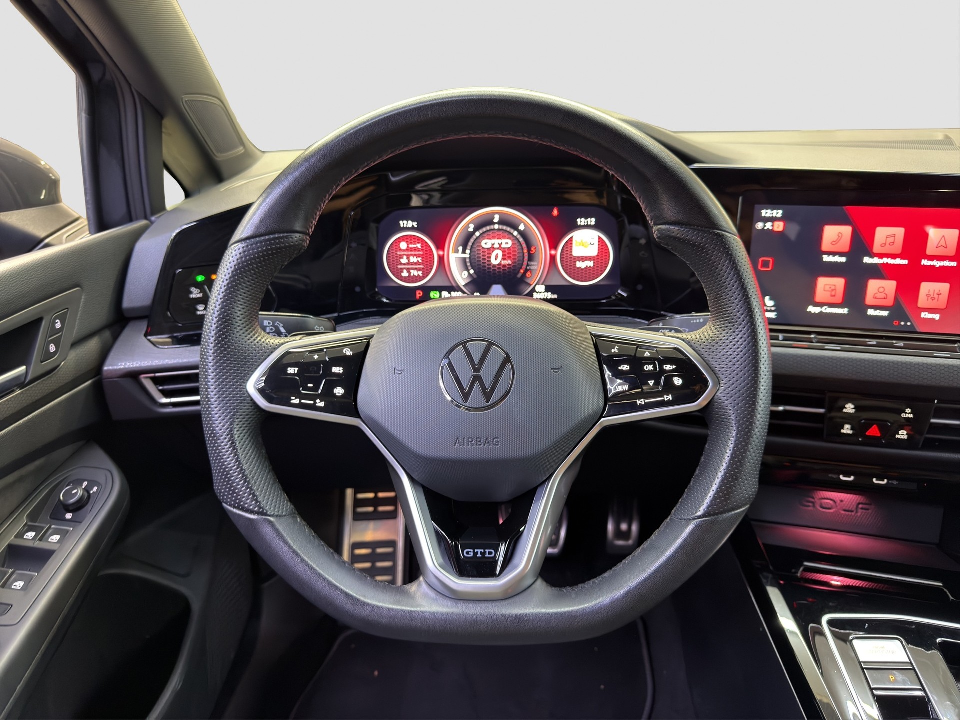 VW Golf 2.0 TDI GTD DSG-image-9