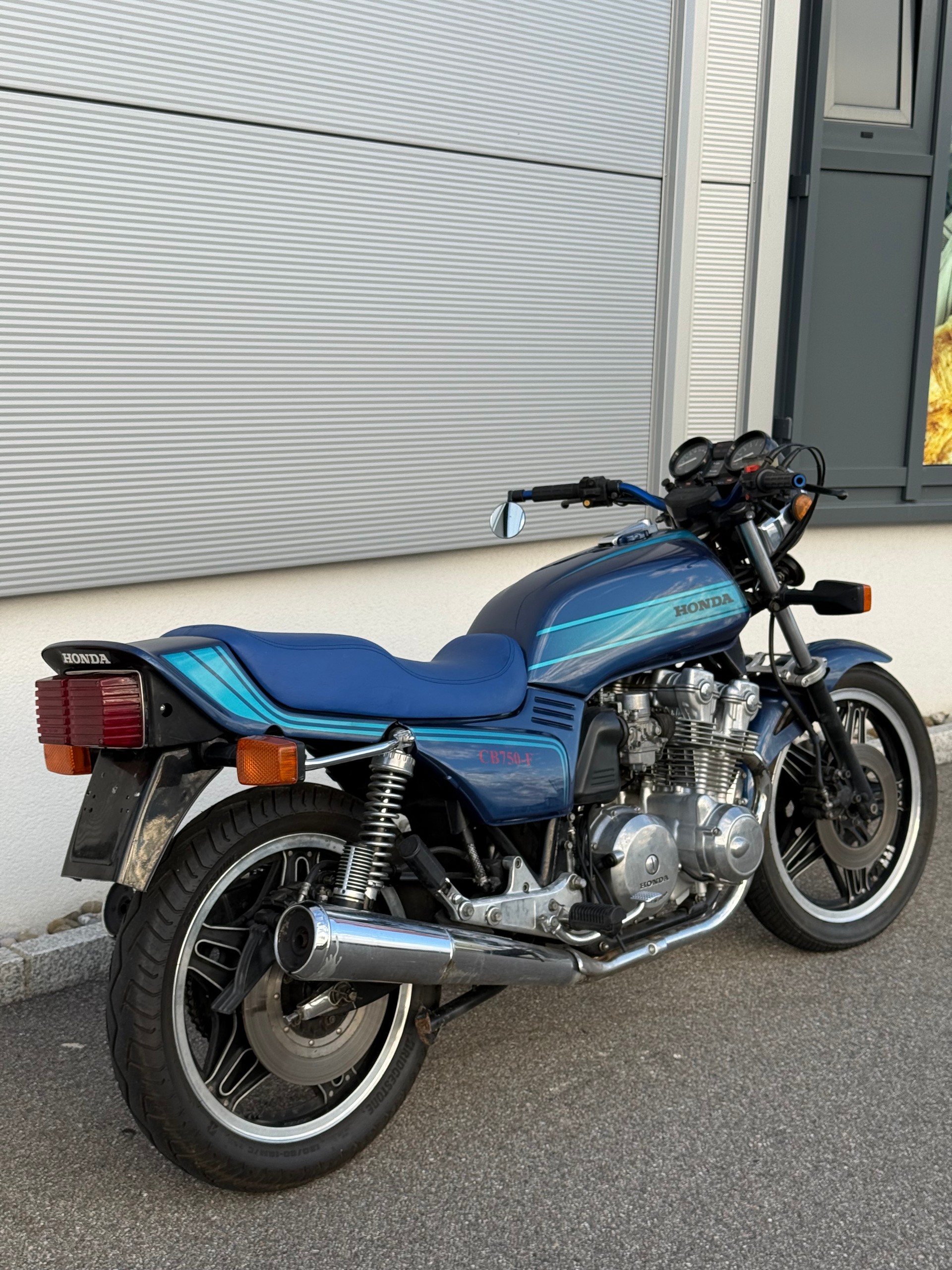 HONDA CB 750 FOUR-image-2