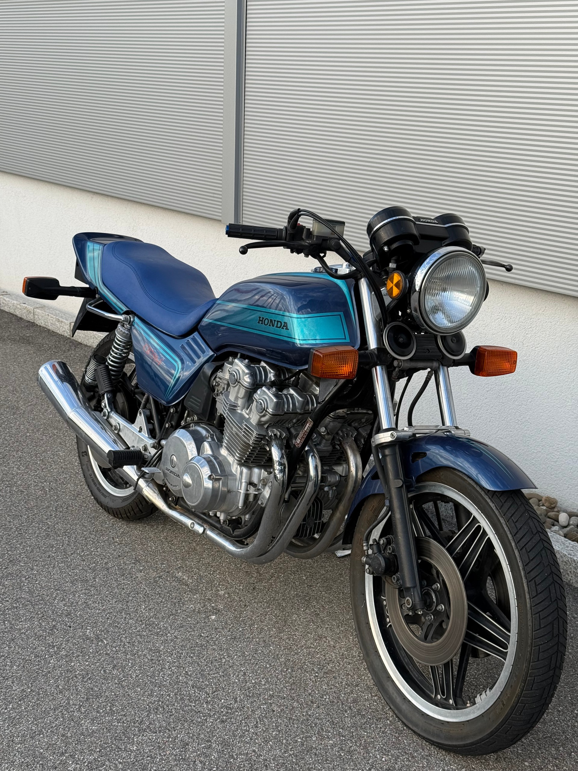 HONDA CB 750 FOUR-image-1