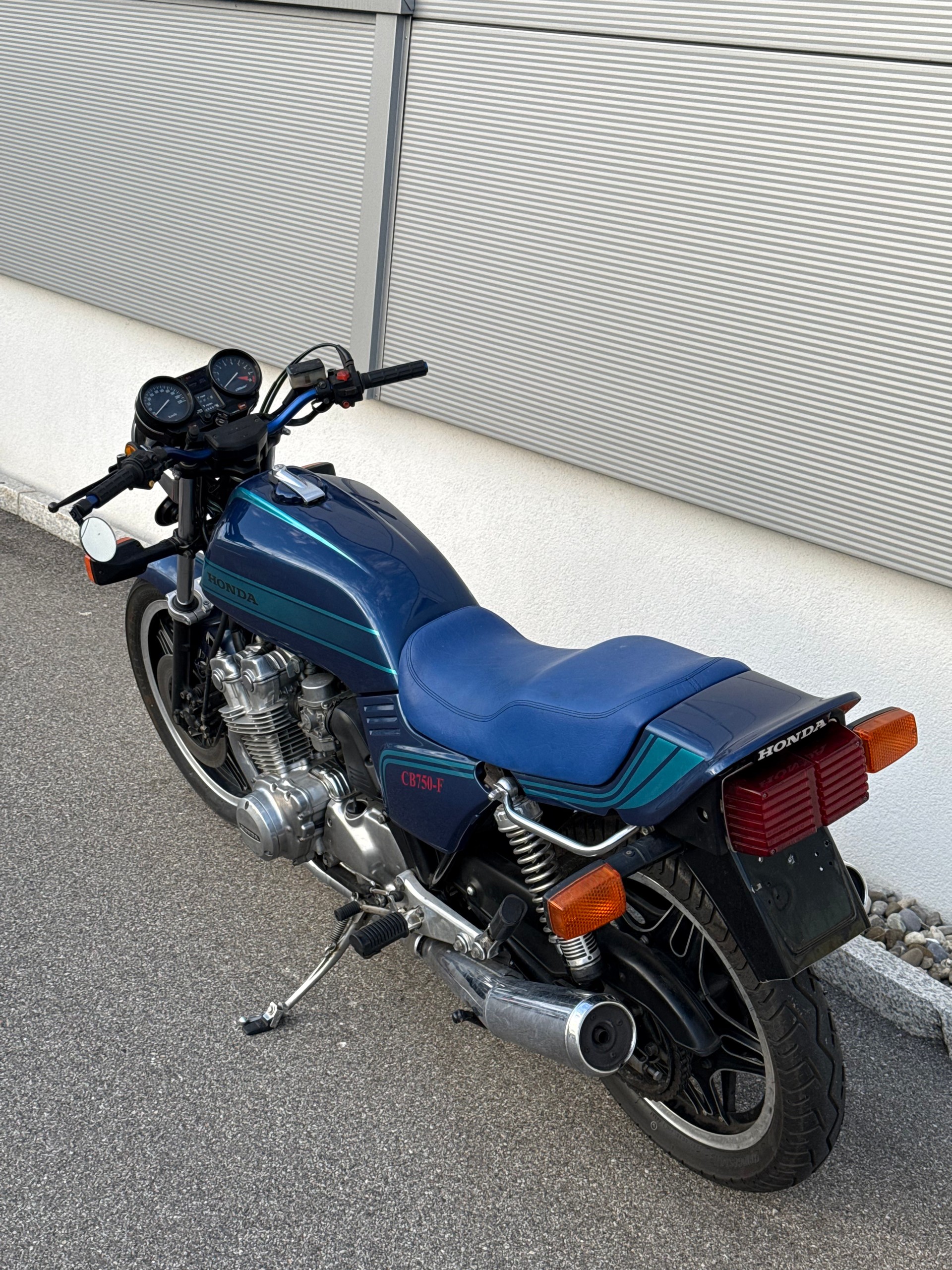 HONDA CB 750 FOUR-image-6