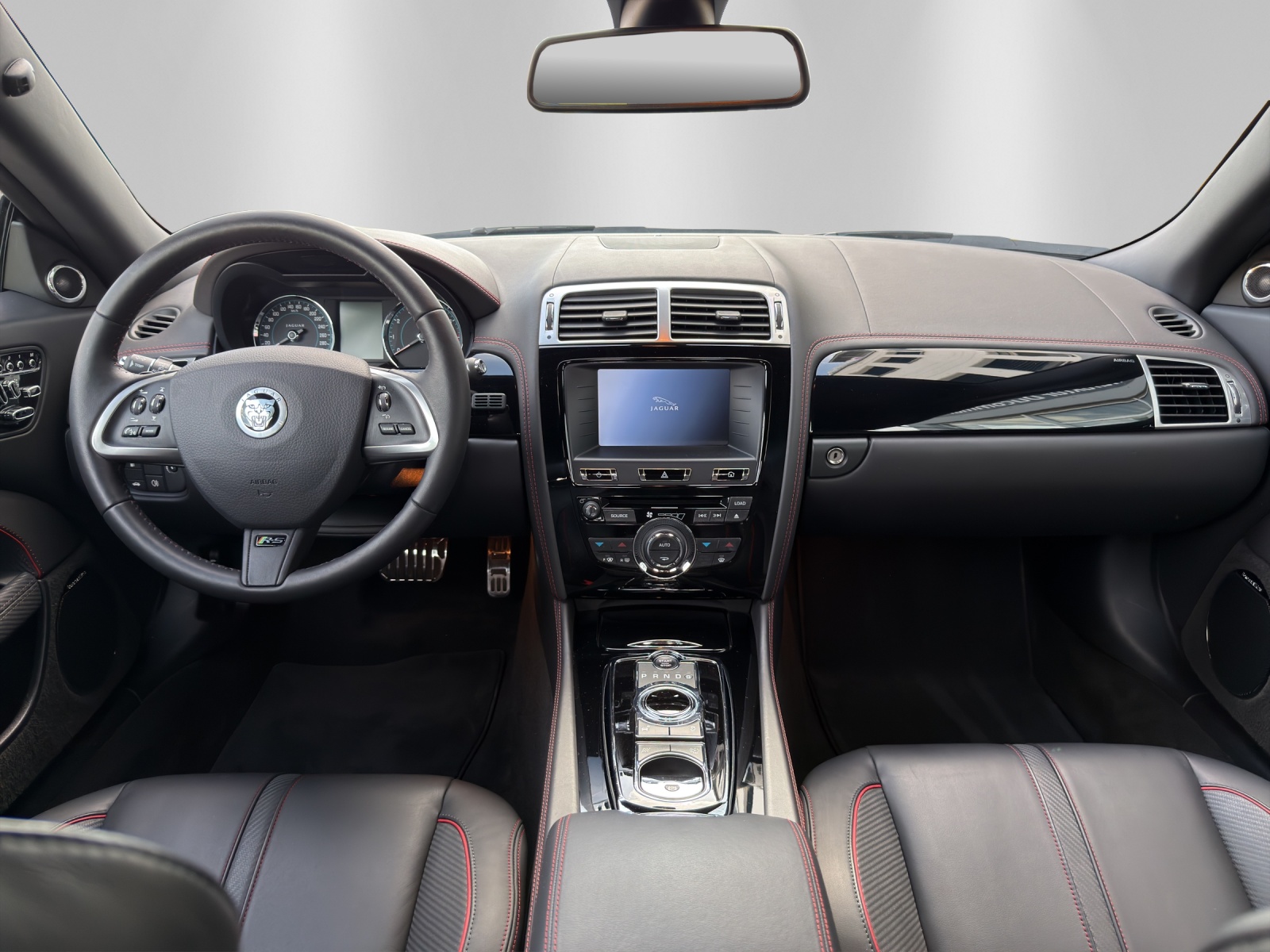 JAGUAR XKR-S 5.0 V8 SC Automatic-image-11