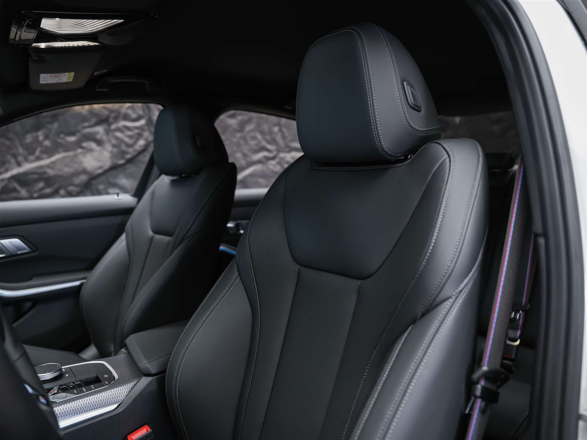 BMW M340i xDrive Steptronic M Sport Pro *Facelift*Werksgarantie*Lenkradheizung*Head Up Display*360° Kamera*-image-10
