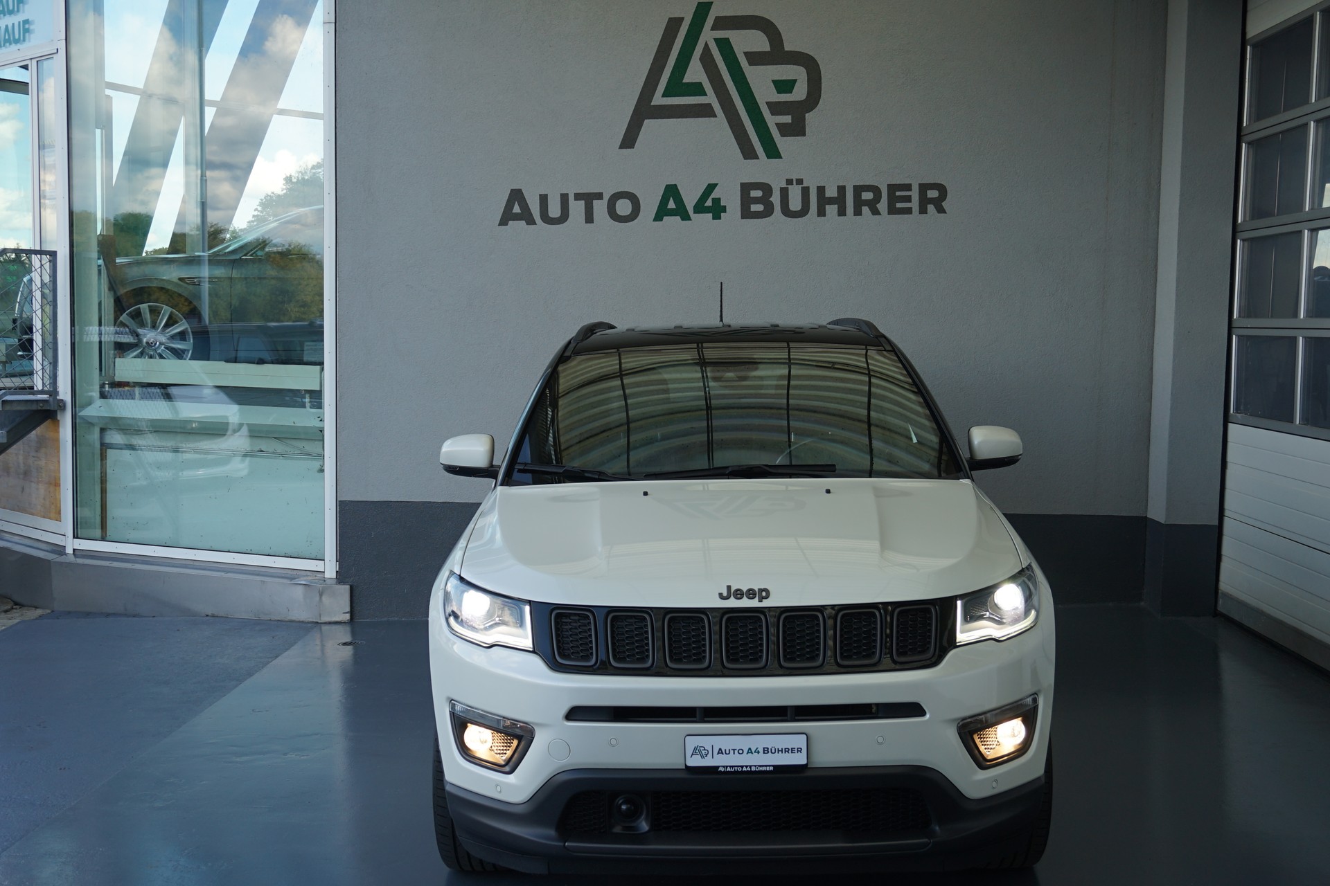 JEEP Compass 1.4 Turbo "S" 170PS AWD-image-9