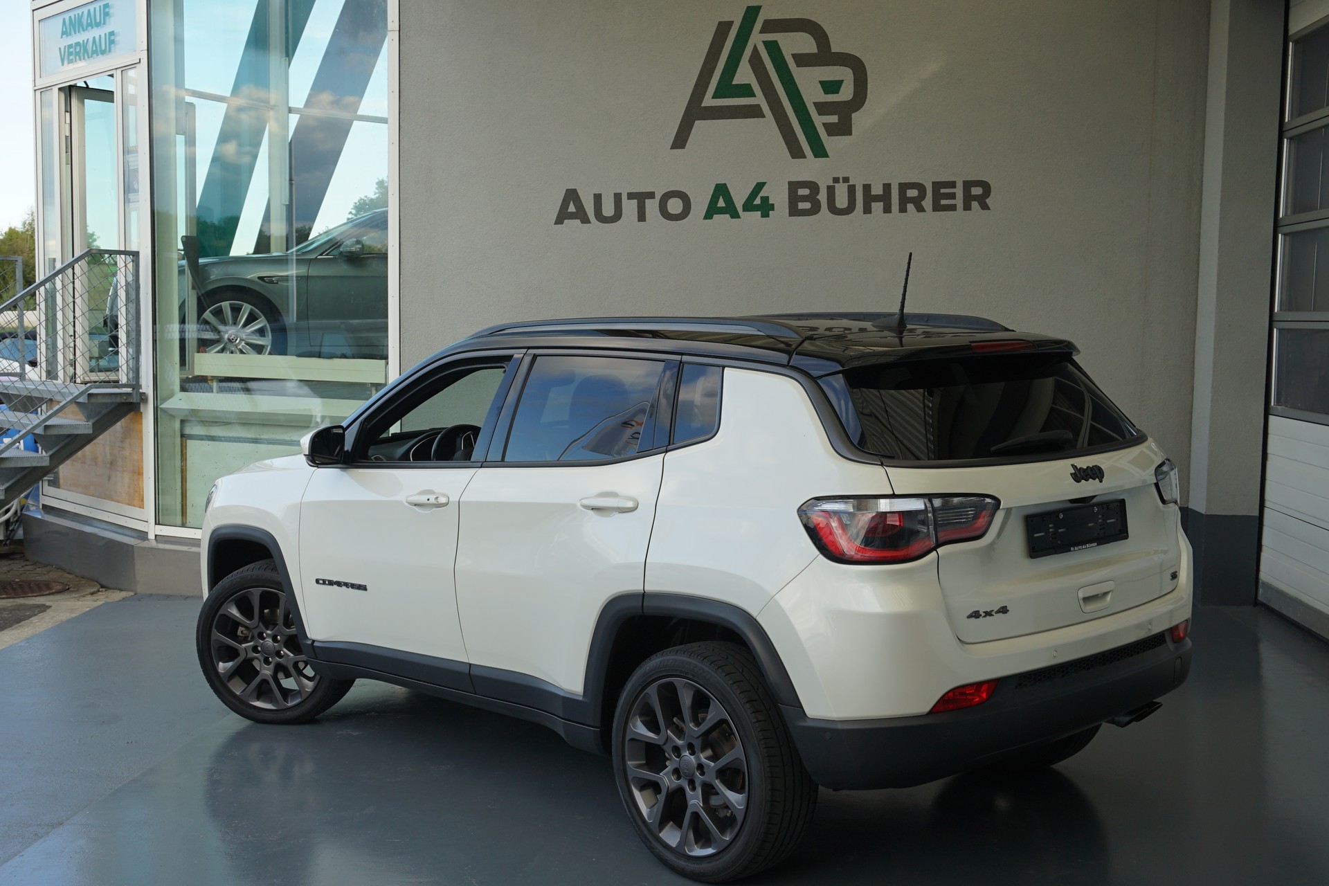 JEEP Compass 1.4 Turbo "S" 170PS AWD-image-5