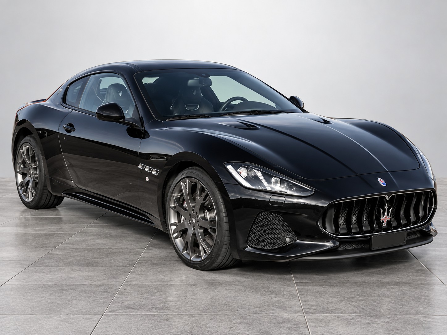 MASERATI 4.7 V8 Sport