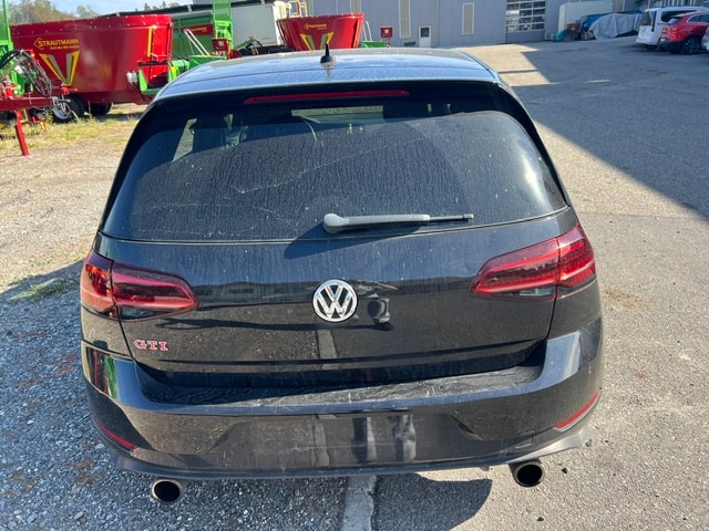 VW GOLF-image-15