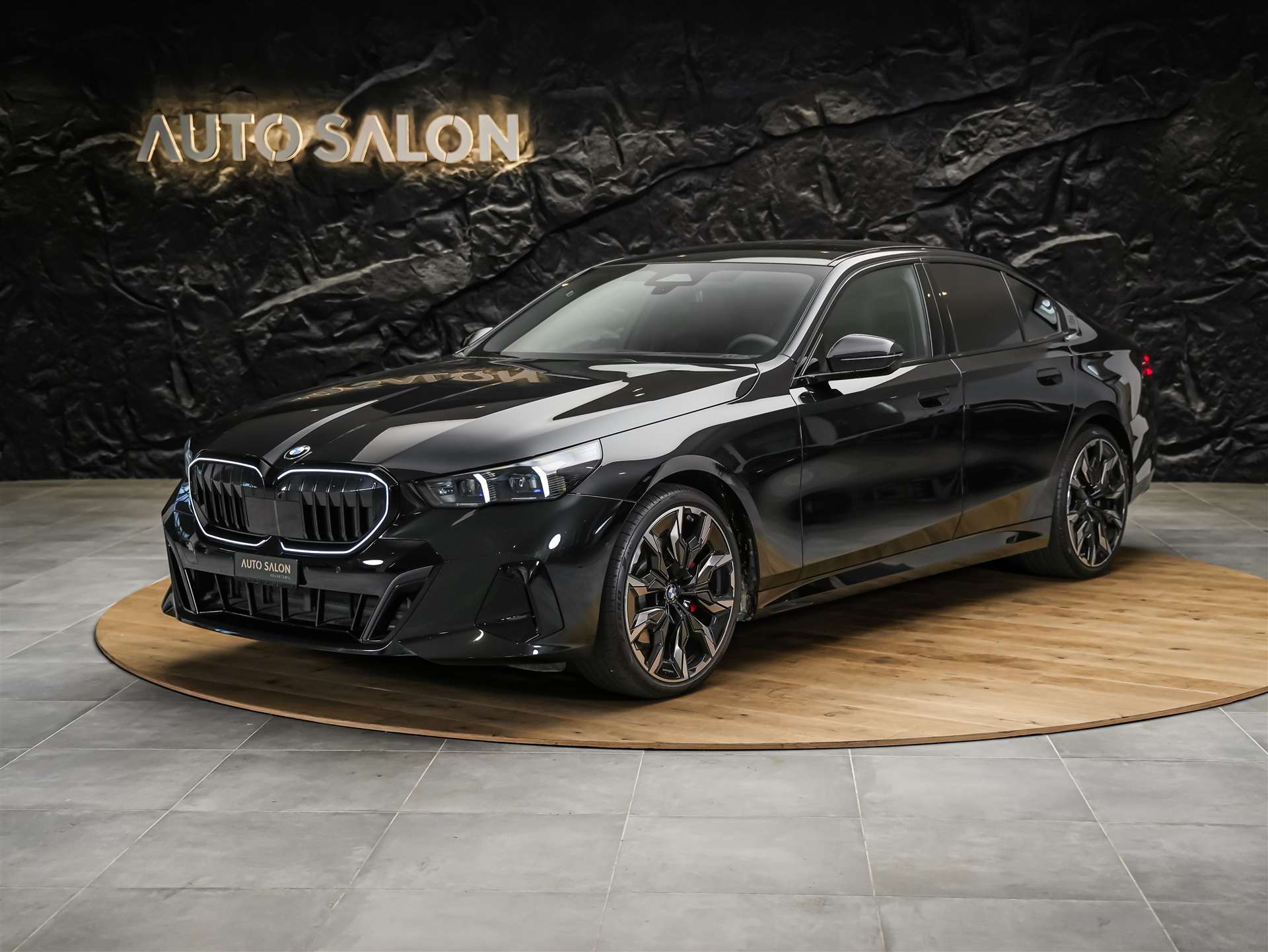 BMW 520d xDrive M Sport Pro Steptronic *Werksgarantie*Iconic Glow*Panorama*Head Up*-showroom-element-1