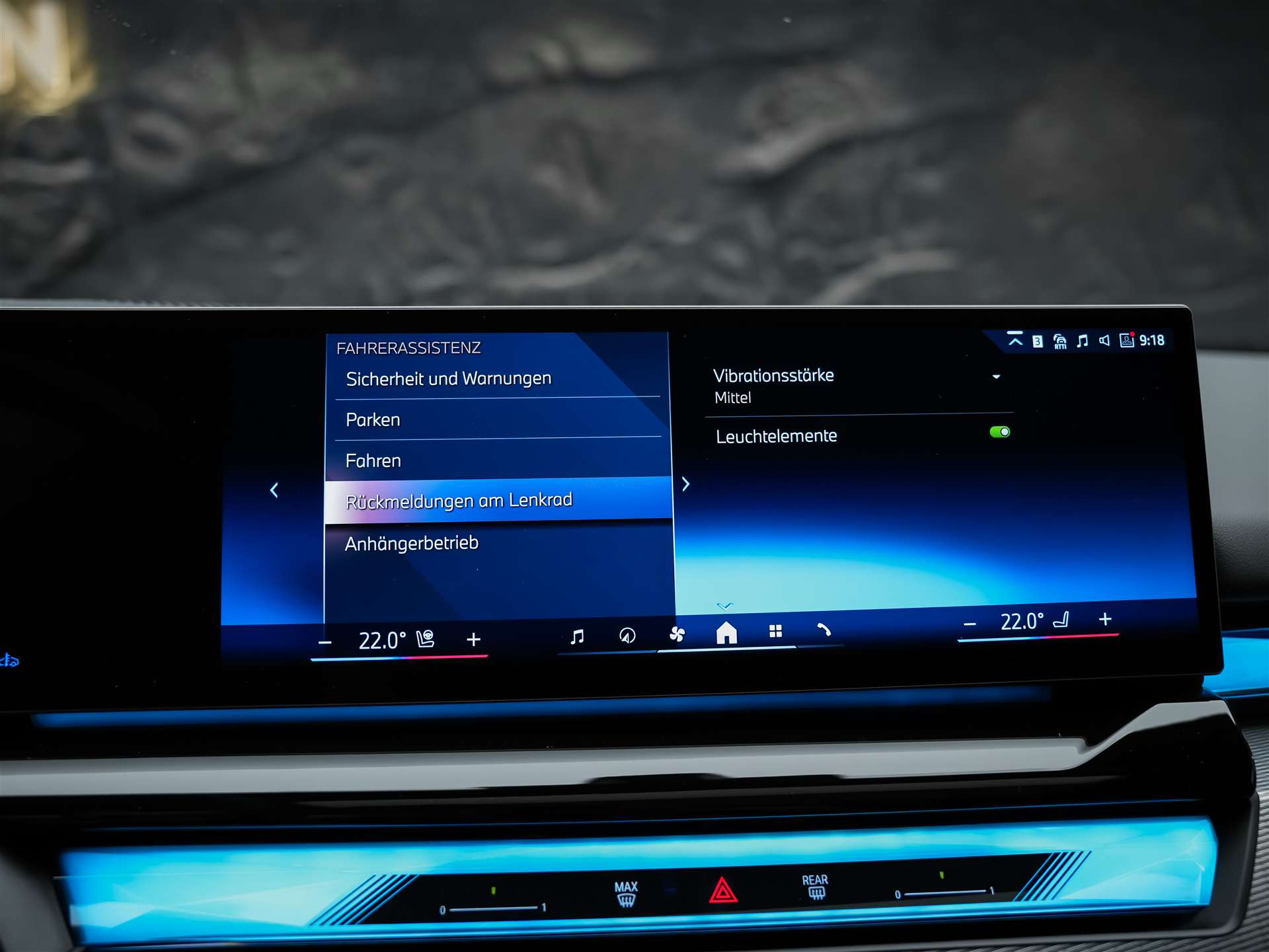 BMW 520d xDrive M Sport Pro Steptronic *Werksgarantie*Iconic Glow*Panorama*Head Up*-image-40