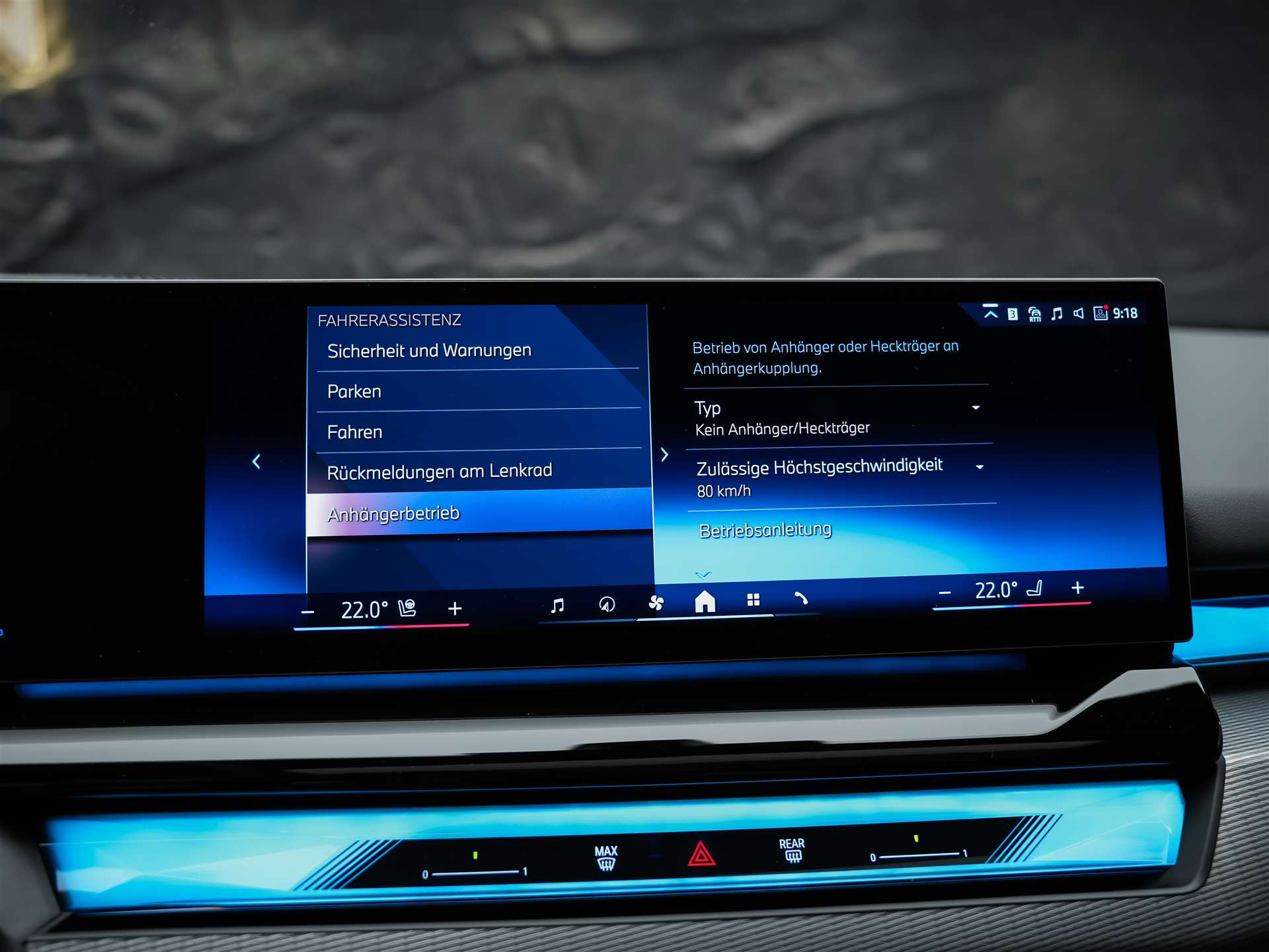 BMW 520d xDrive M Sport Pro Steptronic *Werksgarantie*Iconic Glow*Panorama*Head Up*-image-41