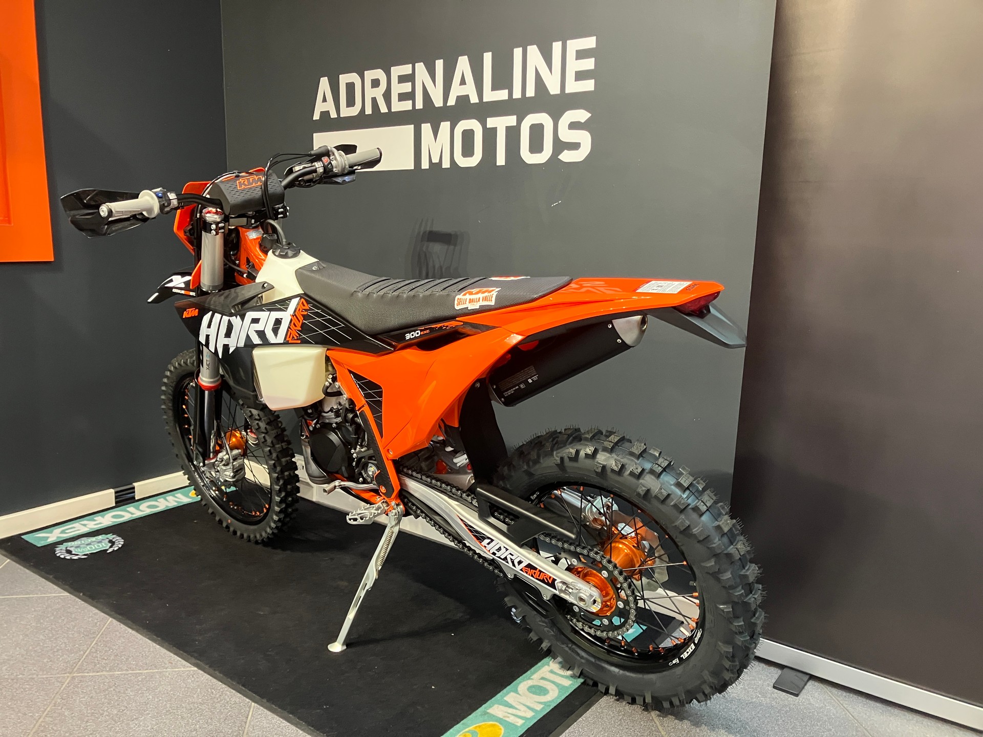 KTM 300 EXC Hard Enduro 2027-image-4