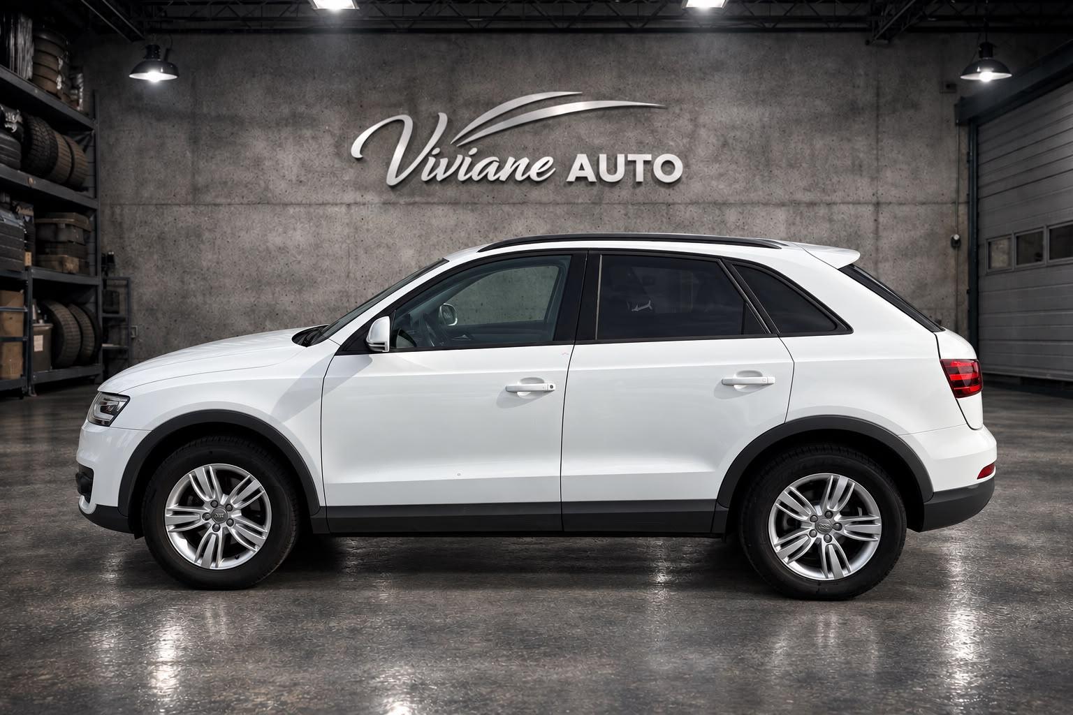 AUDI Q3 1.4 TFSI Start S-tronic-showroom-element-1