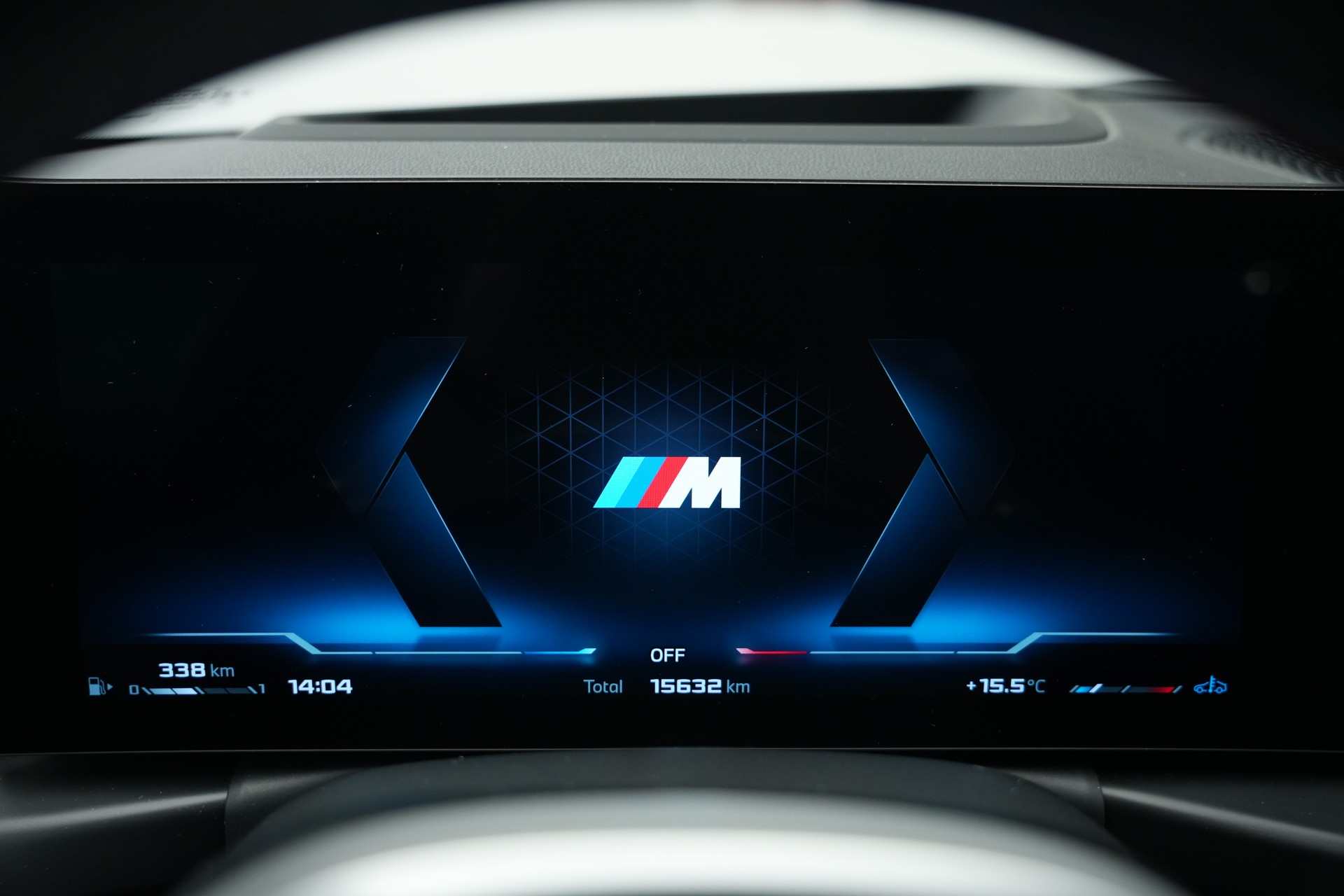 BMW M240i xDrive M Sport Pro Steptronic *CH-Fahrzeug* *Facelift*-image-32