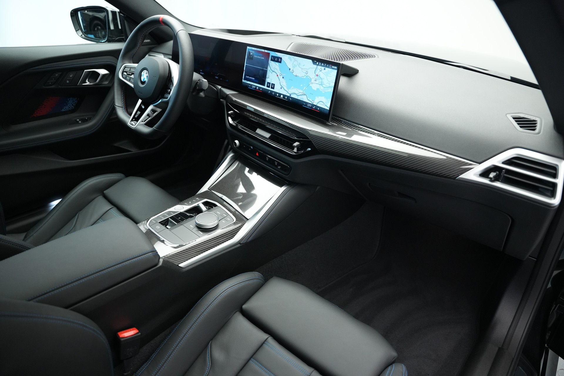 BMW M240i xDrive M Sport Pro Steptronic *CH-Fahrzeug* *Facelift*-image-10