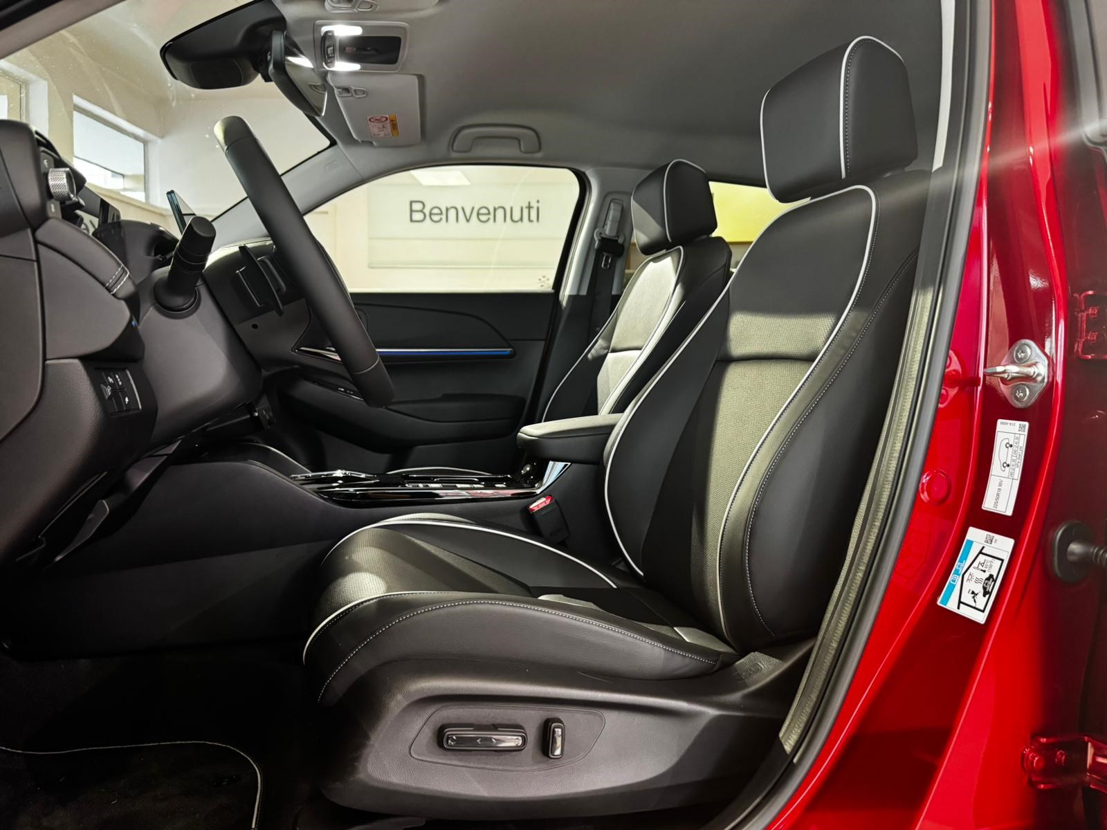 HONDA Ny1 Elegance-image-5