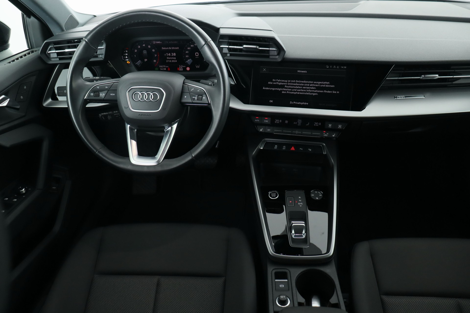 AUDI A3 Sportback 35 TFSI Attraction S-tronic-image-12