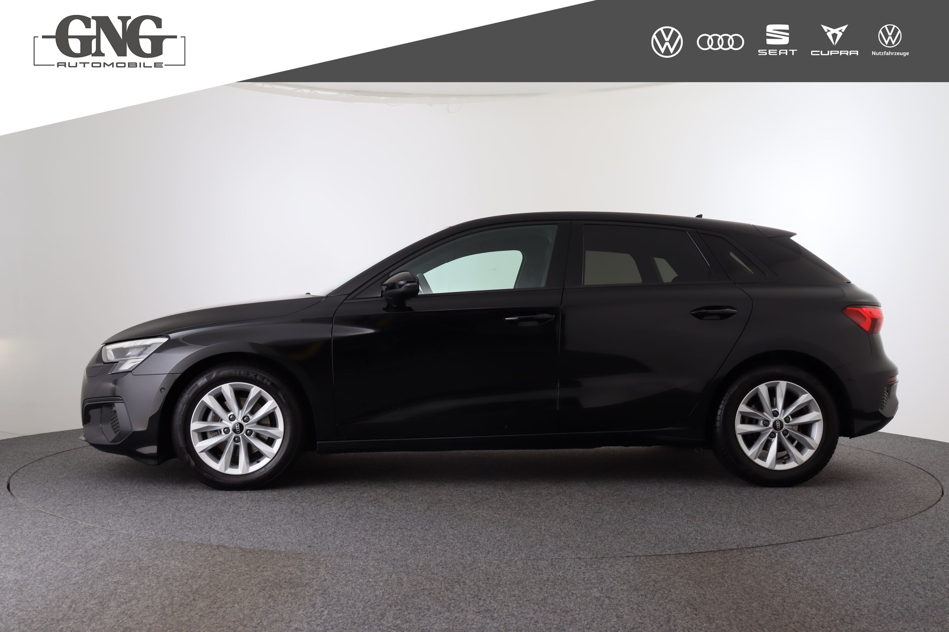 AUDI A3 Sportback 35 TFSI Attraction S-tronic-image-1