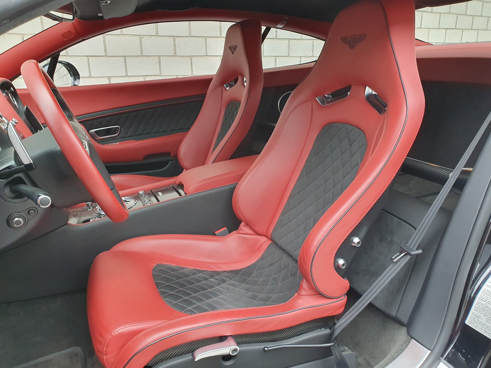 BENTLEY Continental Supersports 6.0-image-5
