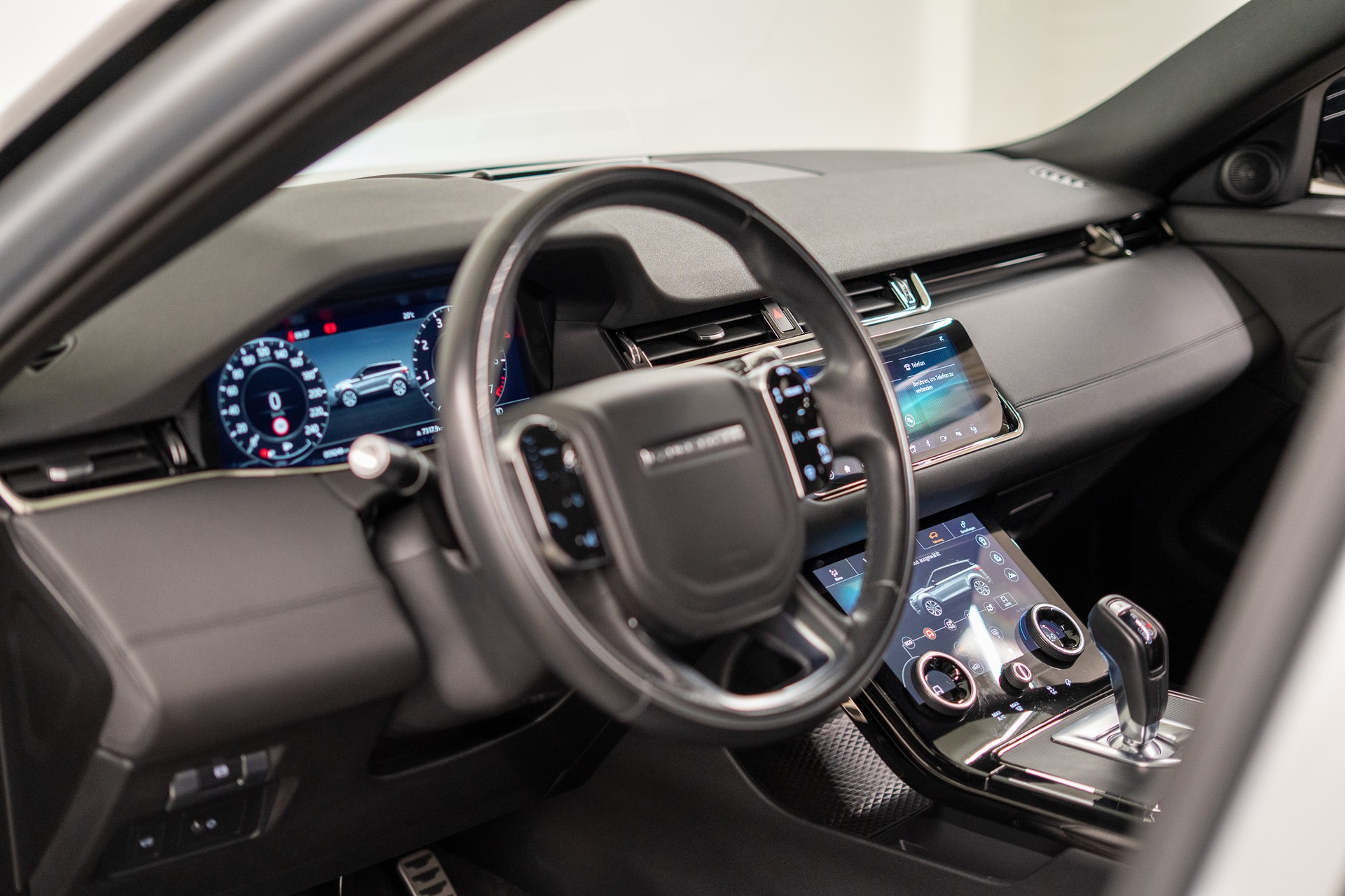 LAND ROVER Range Rover Evoque 2.0 T 250 R-Dynamic SE / CH-Fahrzeug-image-8