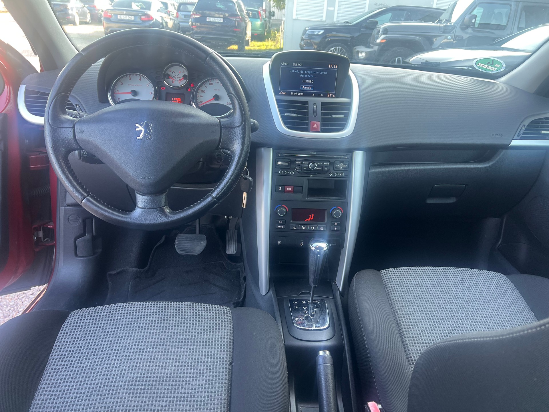 PEUGEOT 207 1.6 16V Sport Automatic-image-9