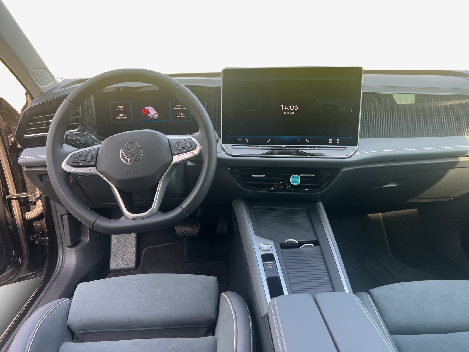 VW Passat Variant 1.5 TSI evo2 Plug-In- Hybrid Business DSG-image-8