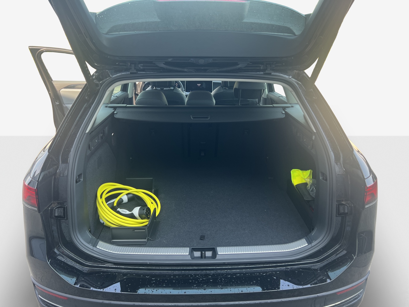 VW Passat Variant 1.5 TSI evo2 Plug-In- Hybrid Business DSG-image-12