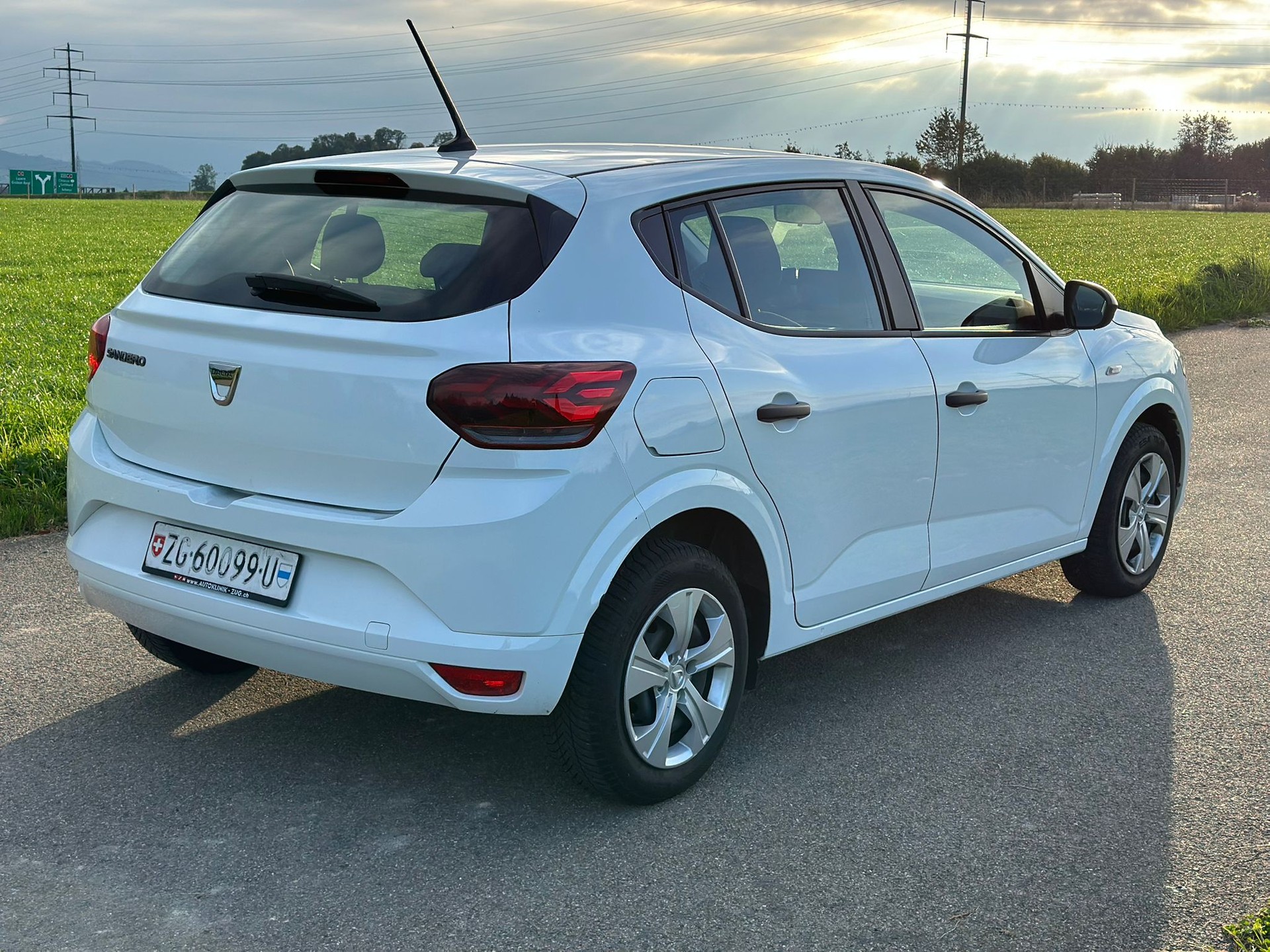 DACIA Sandero TCe 90 Essential-image-5