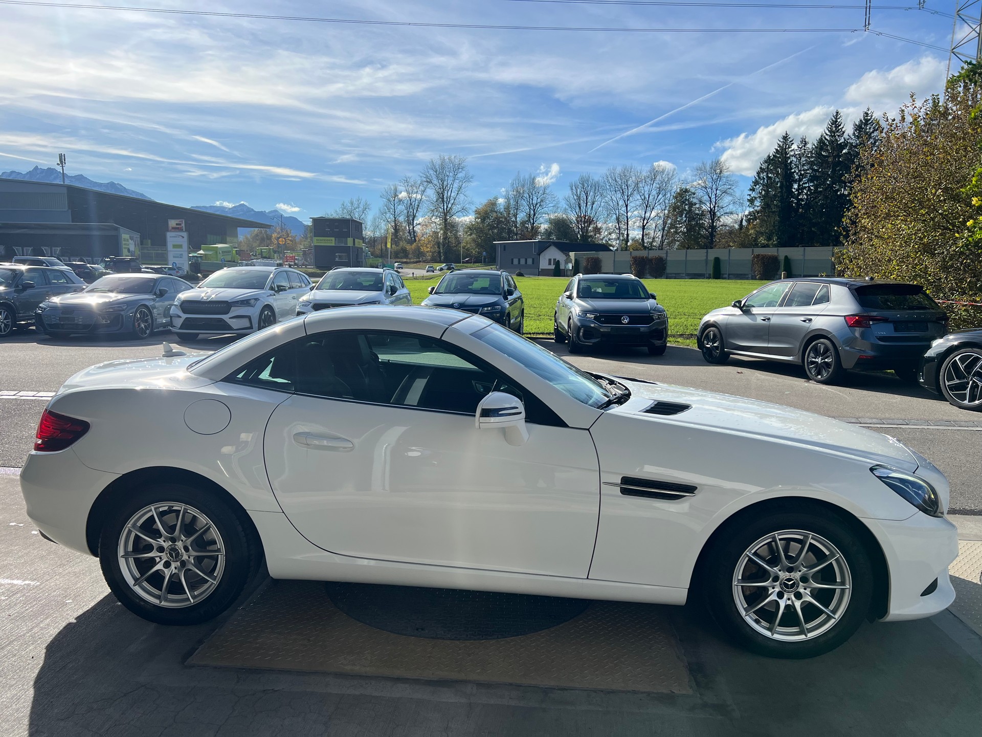 MERCEDES-BENZ SLC 180 9G-Tronic-image-3
