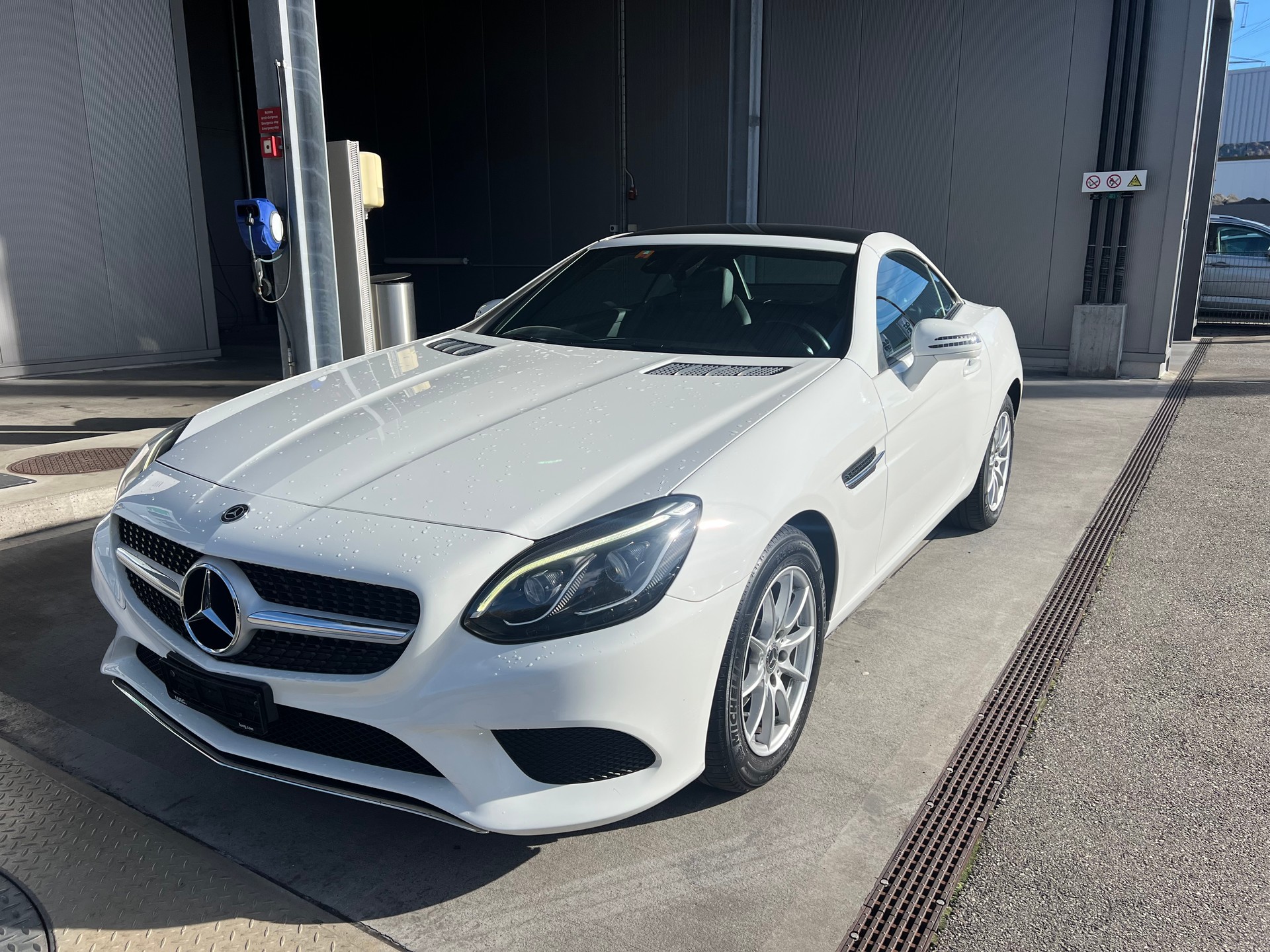 MERCEDES-BENZ SLC 180 9G-Tronic