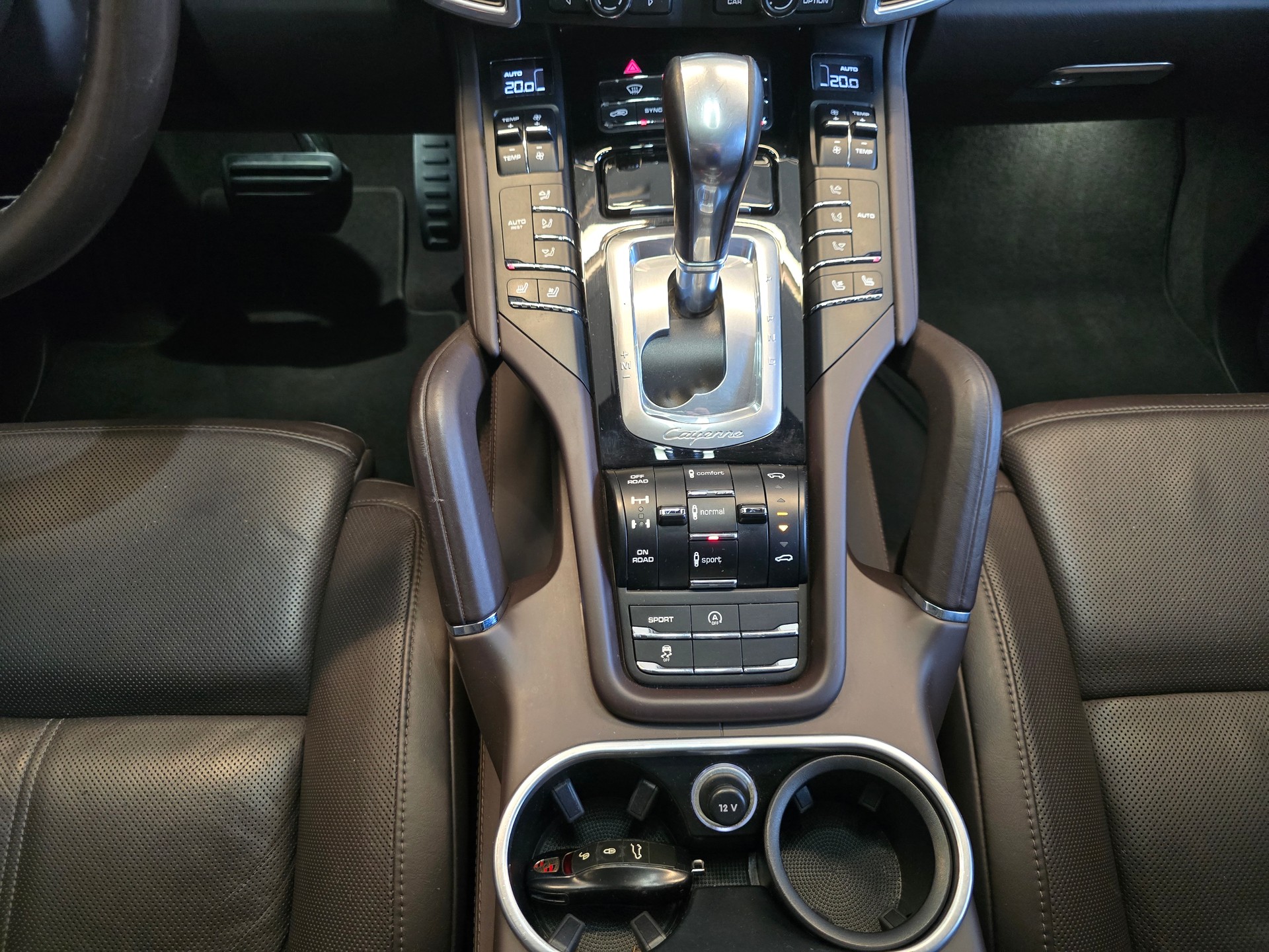 PORSCHE Cayenne 3.0 V6 TDI VOLLAUSSTATTUNG-image-10