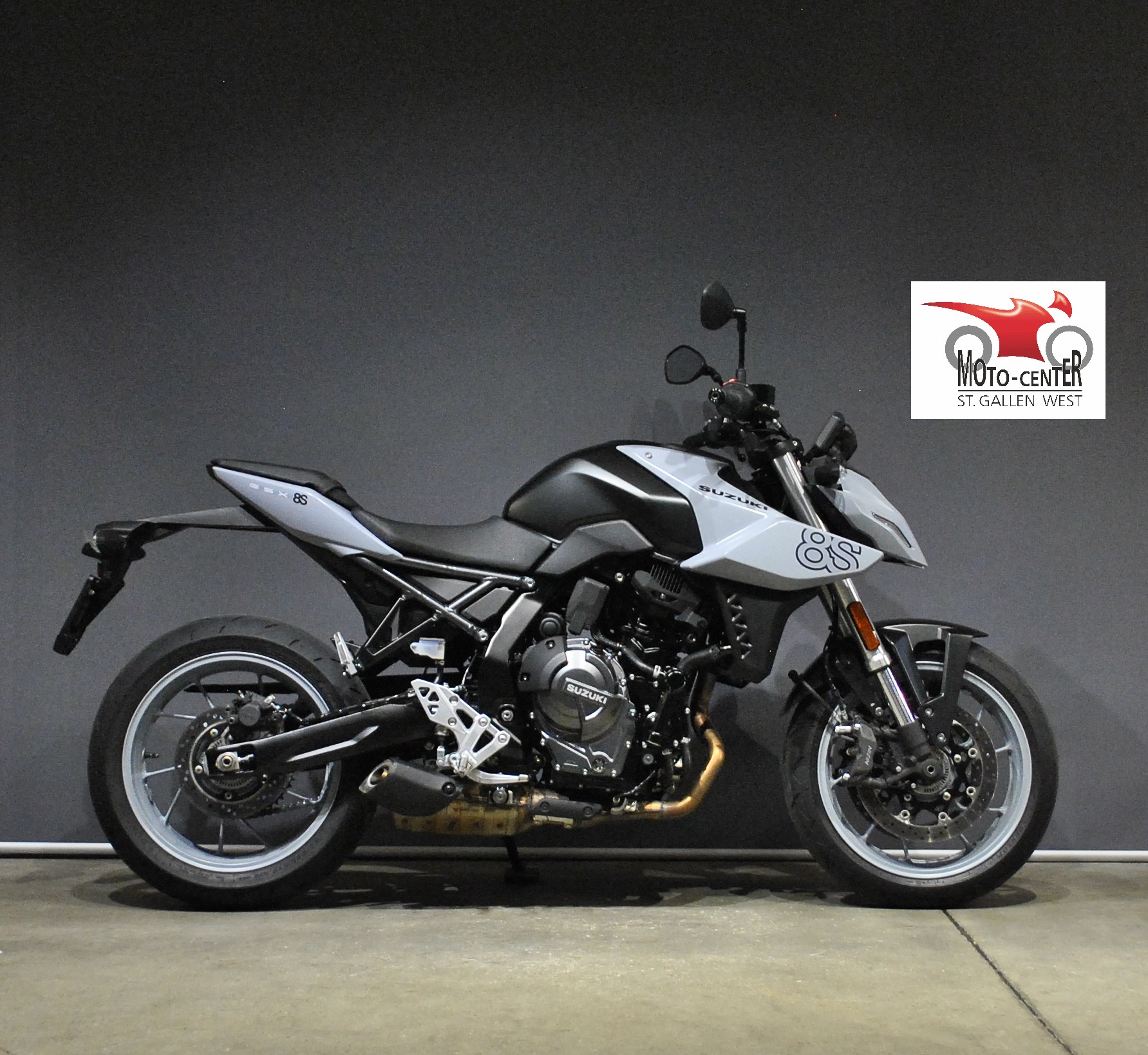 SUZUKI GSX 8 S-image-1