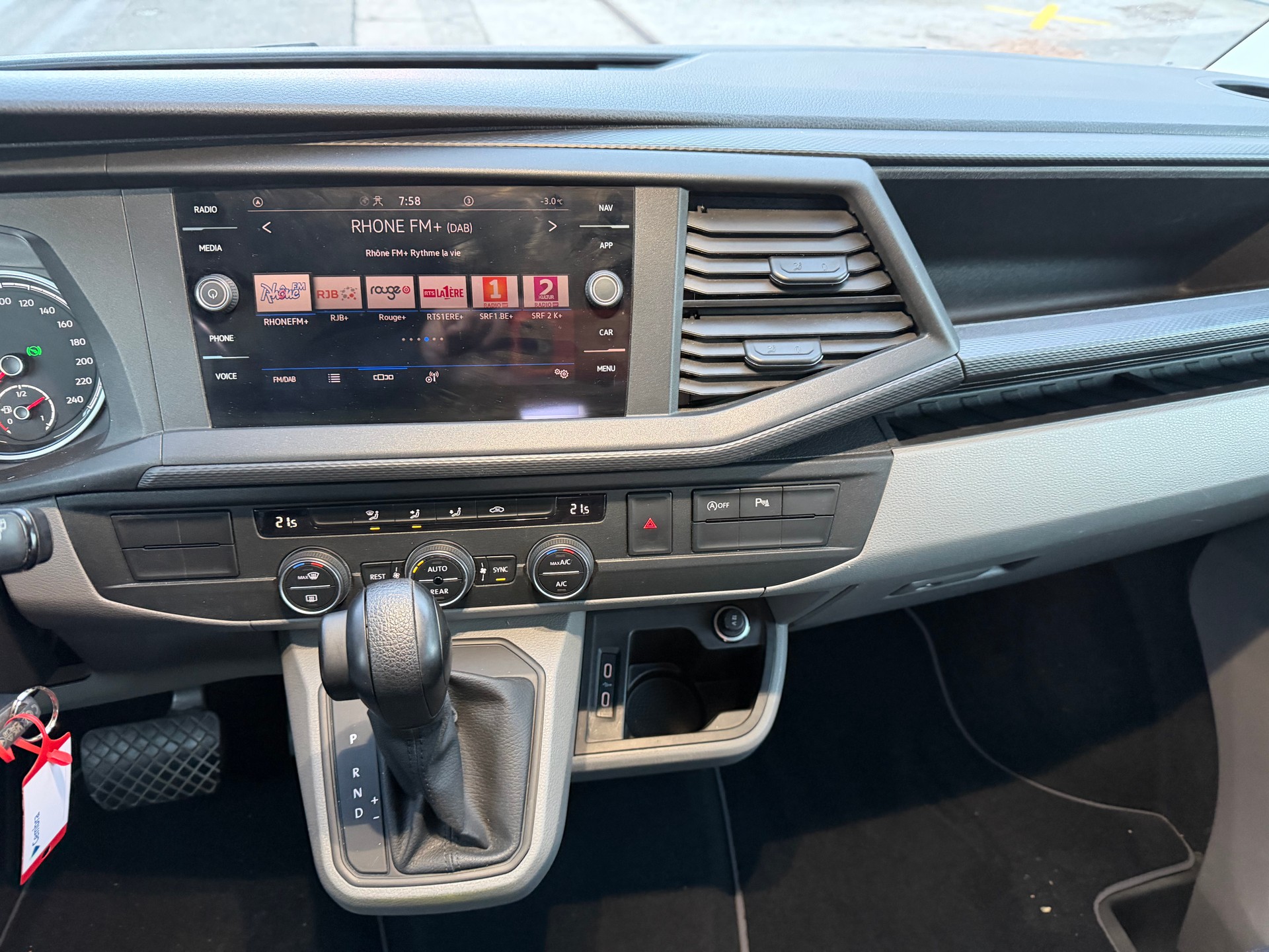 VW T6.1 Caravelle 2.0 Bi-TDI Comfortline Liberty 4M. DSG-image-18